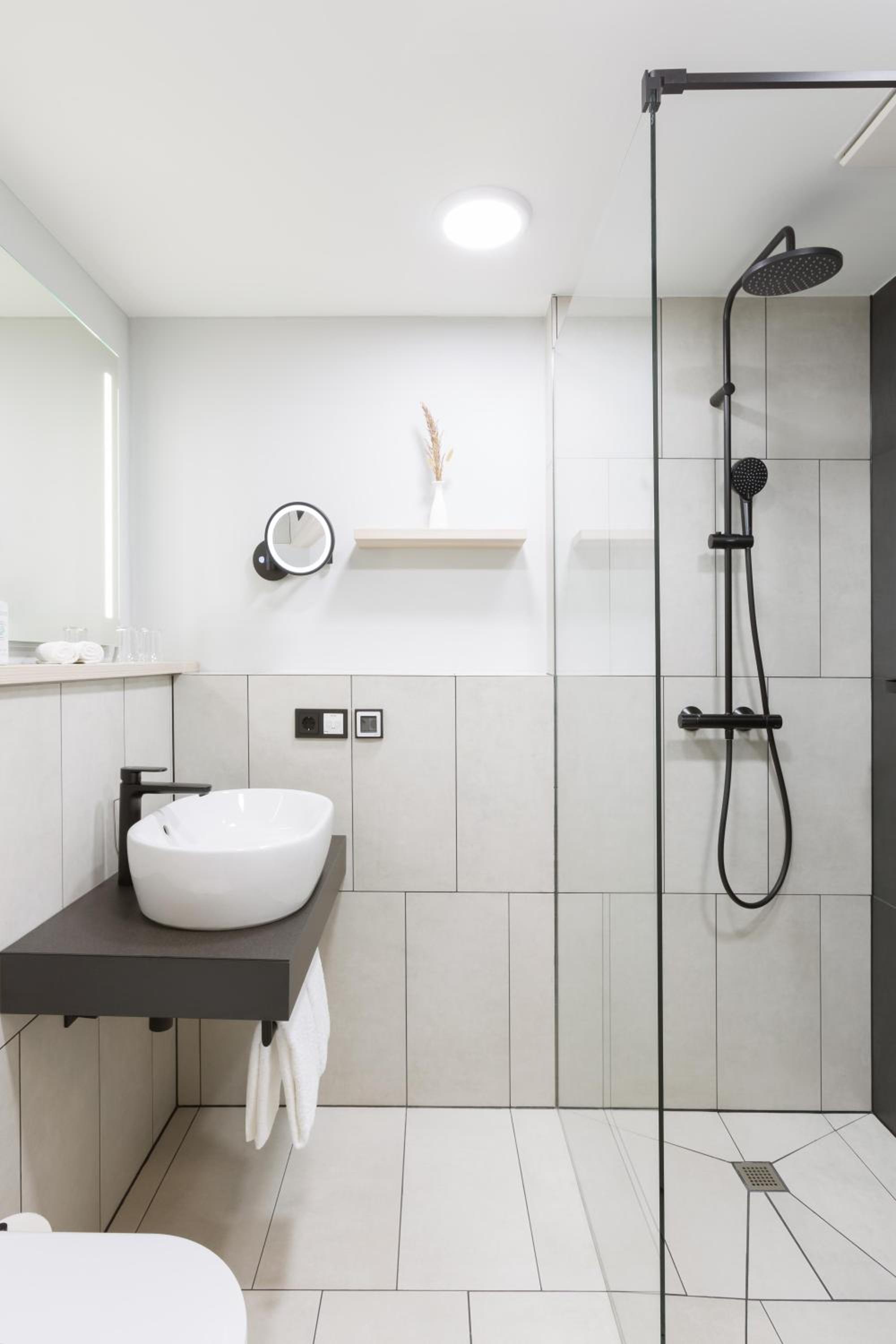 Renovated Double Room with Terrace