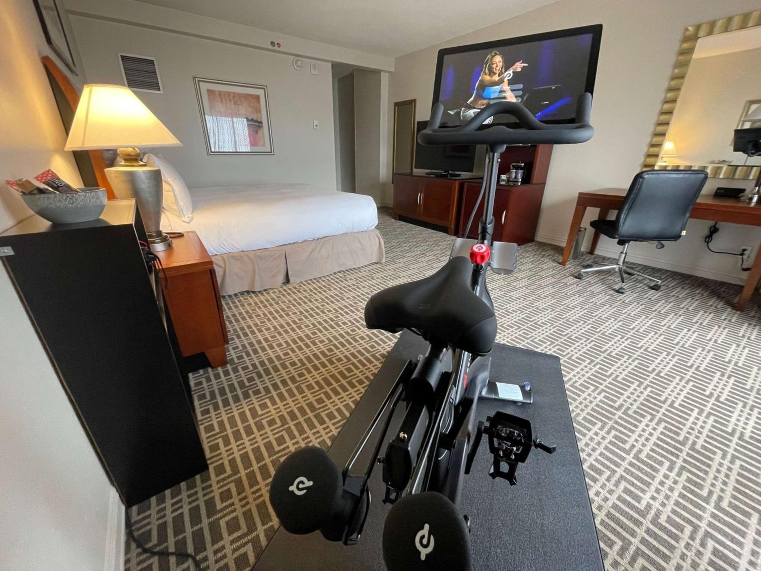 King Room with Peloton Bike - Photo 2