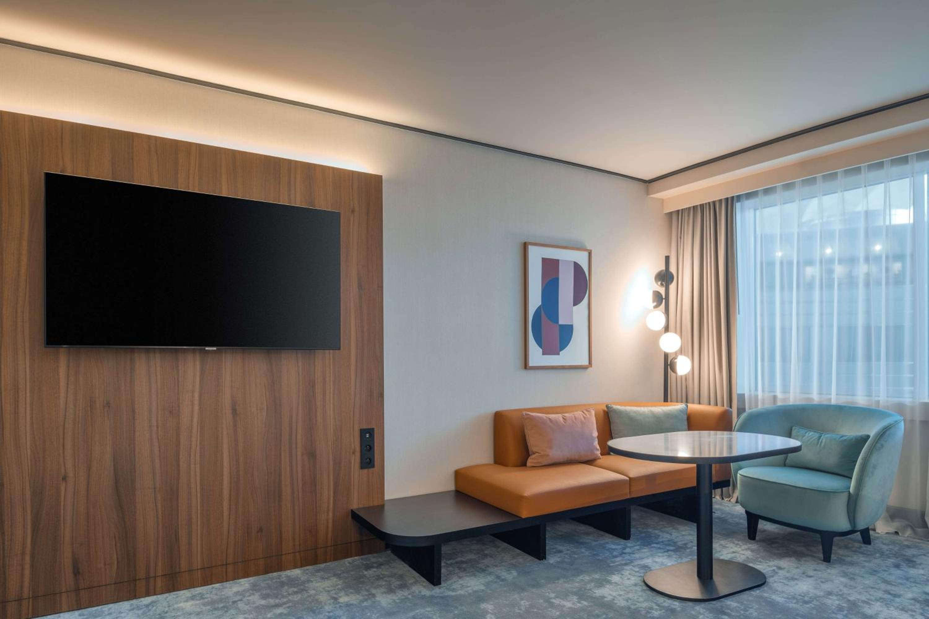 Superior King Room - Photo 2