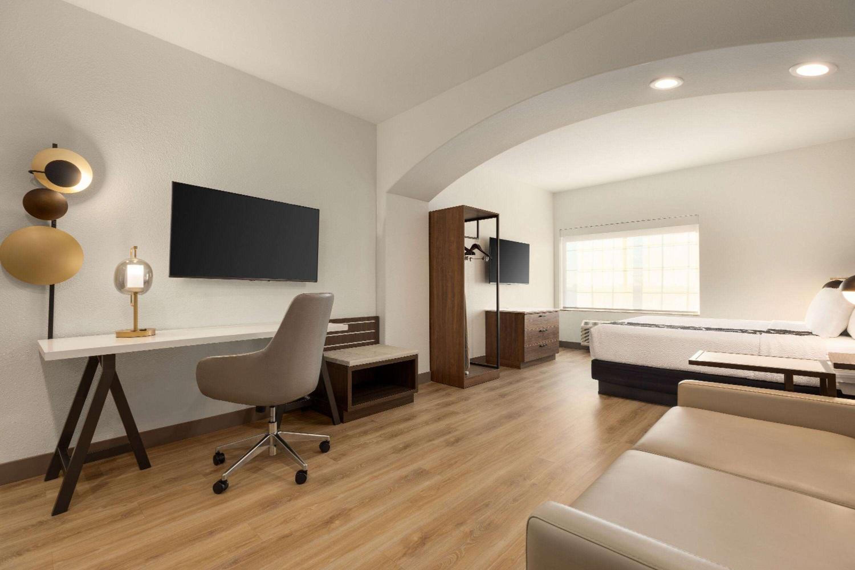 Executive King Room