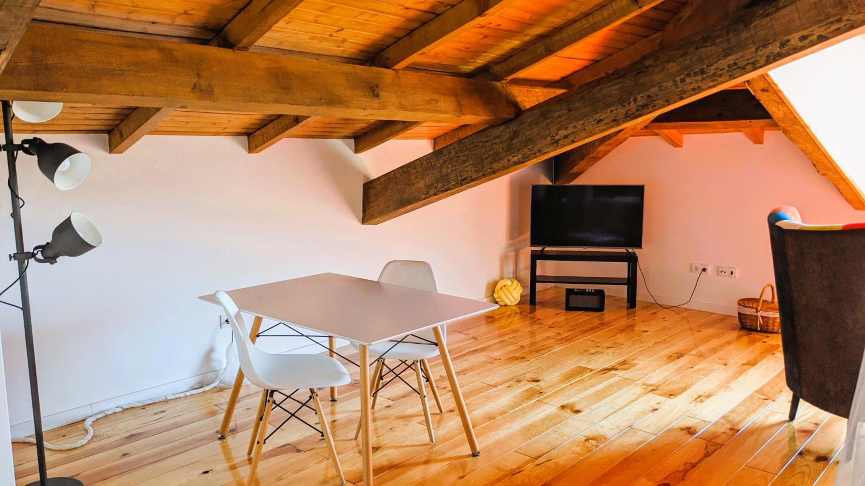 One-Bedroom House - Photo 7