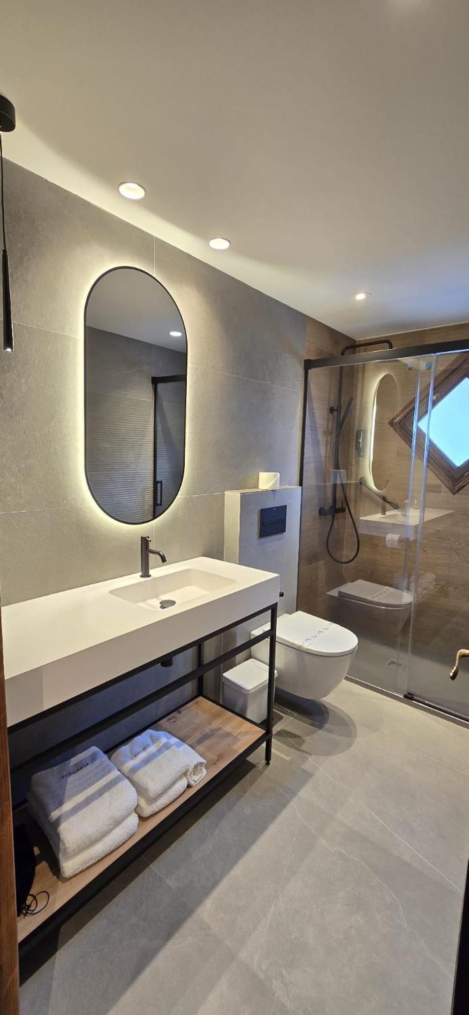 Double Room with Balcony photo 3
