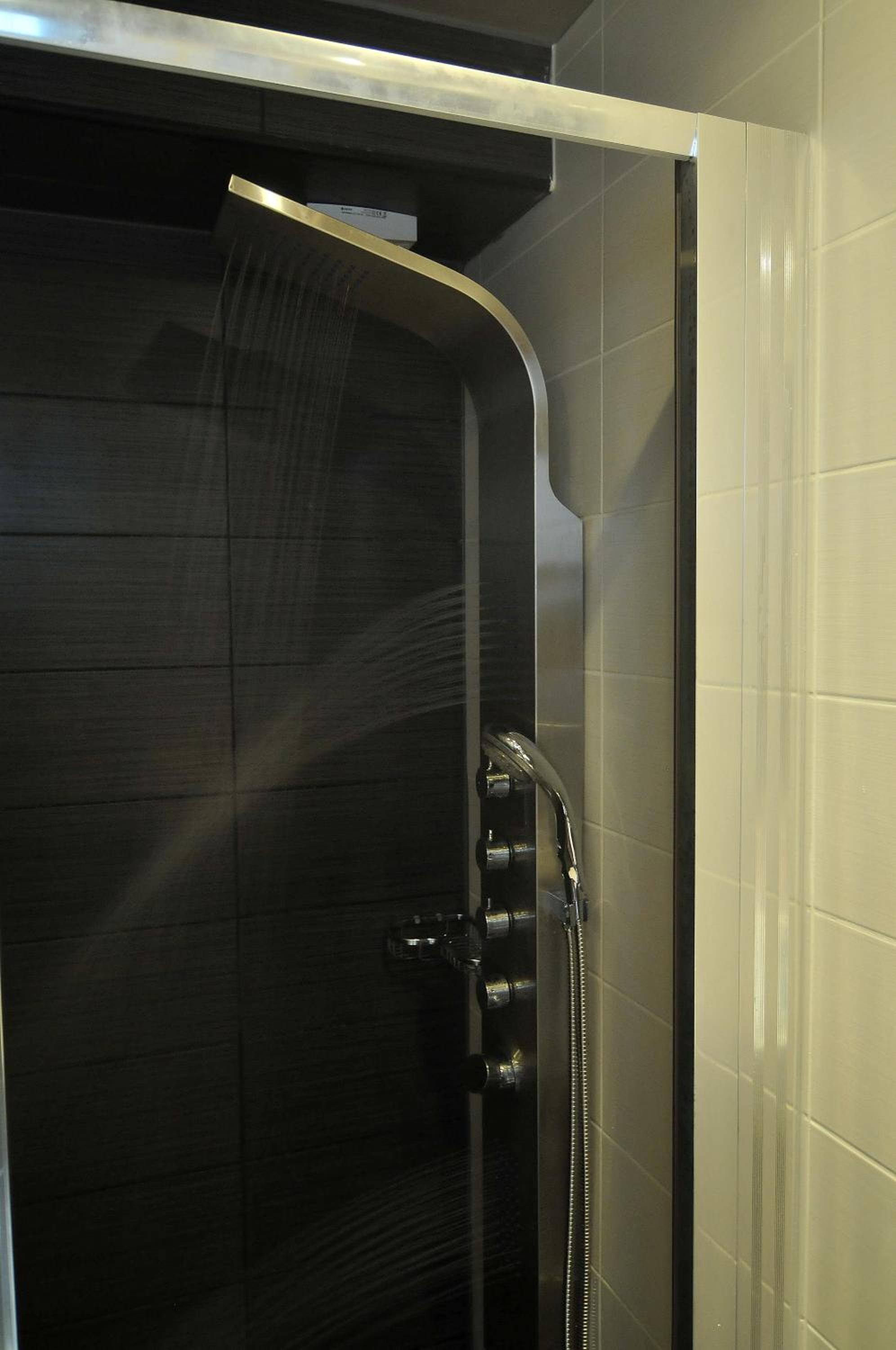 Double or Twin Room - Photo 2