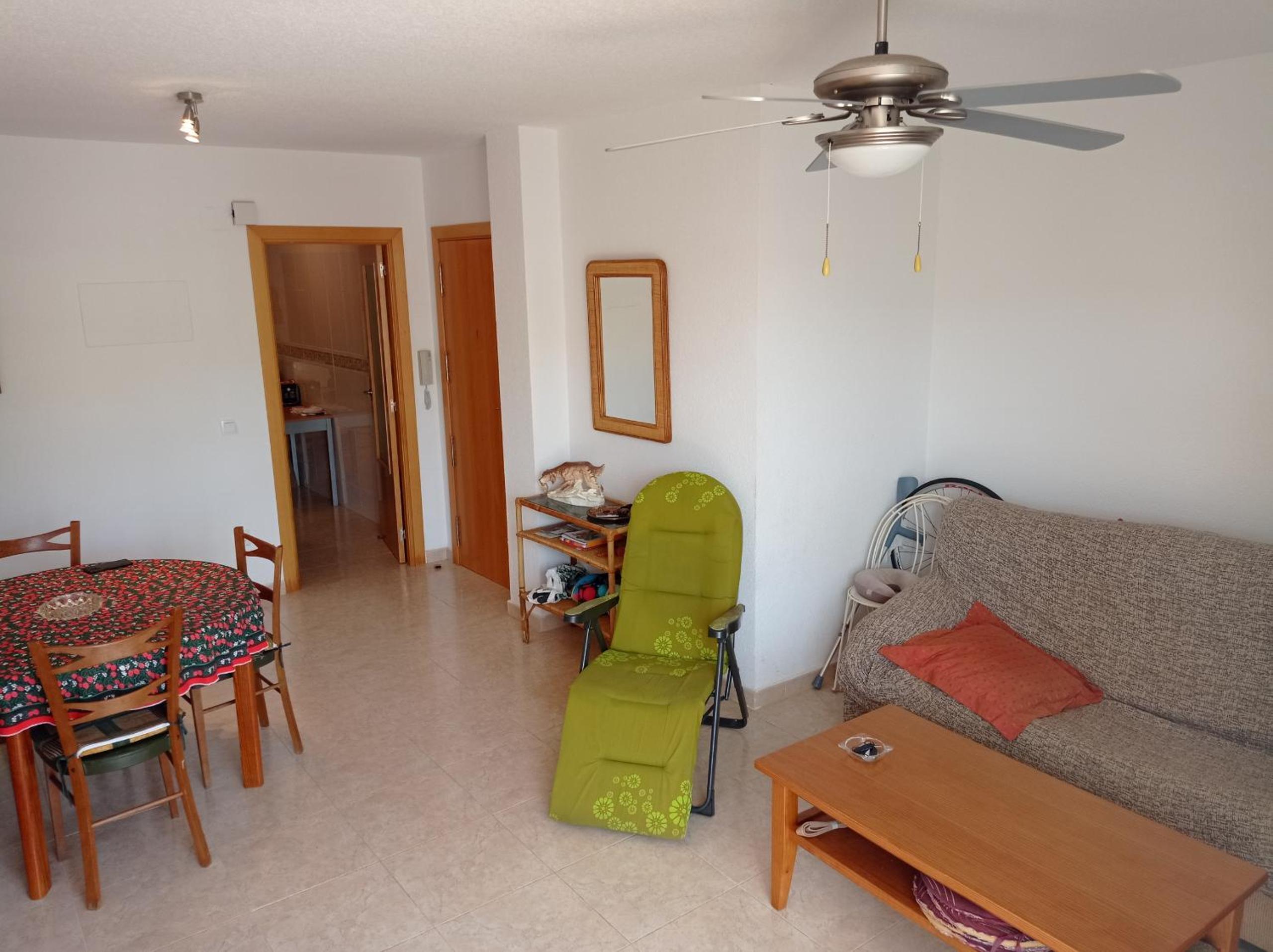 Apartamento con vista a la piscina