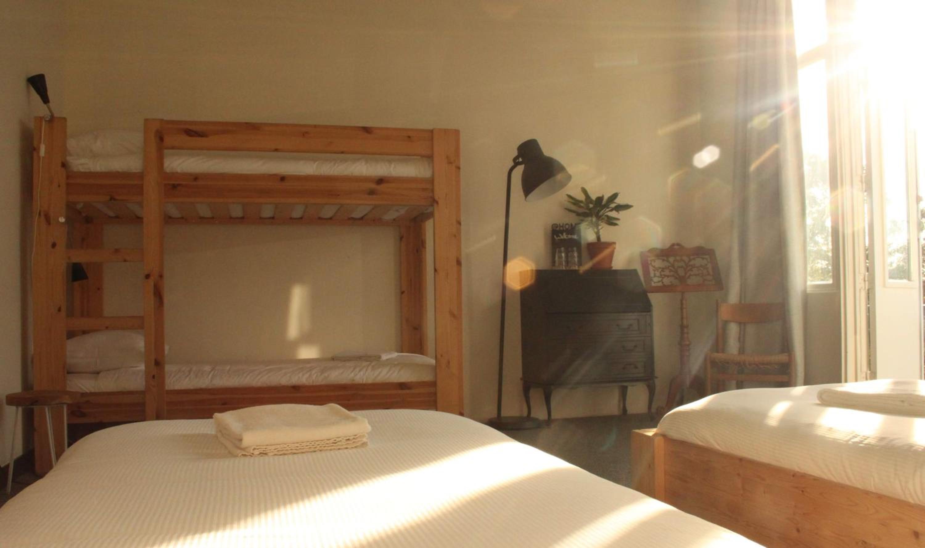 Quadruple Room with Private Bathroom photo 1