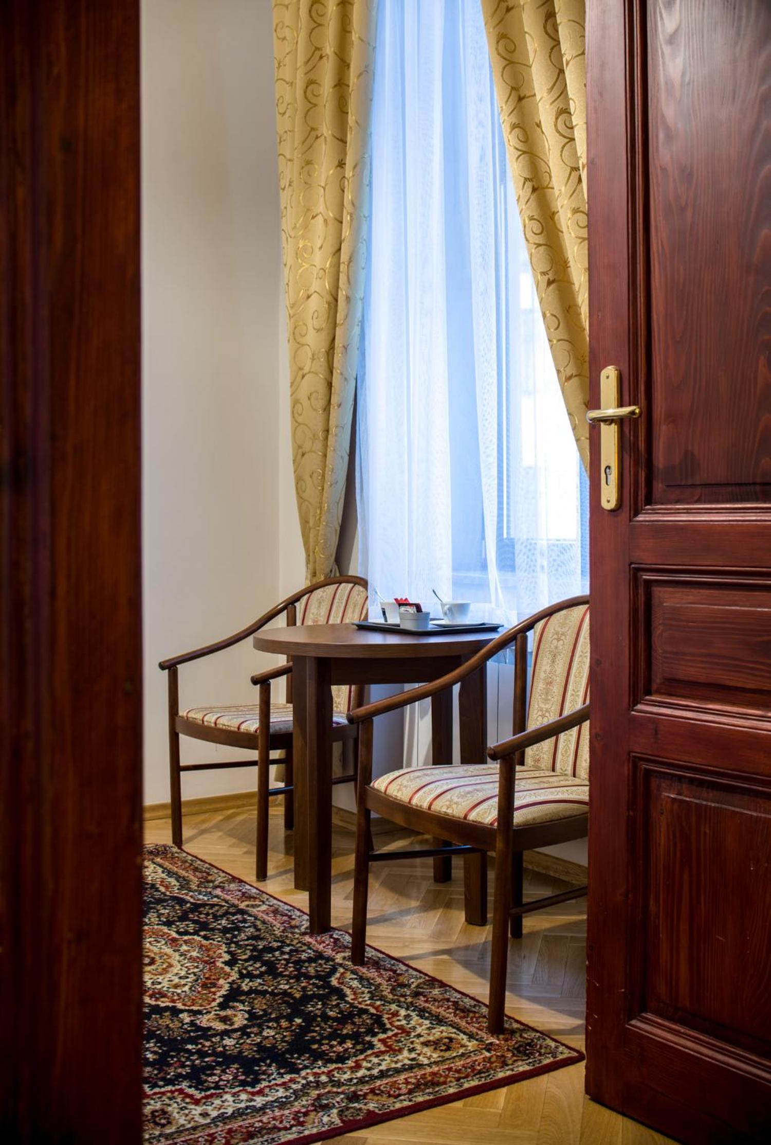 Quadruple Room - Photo 4
