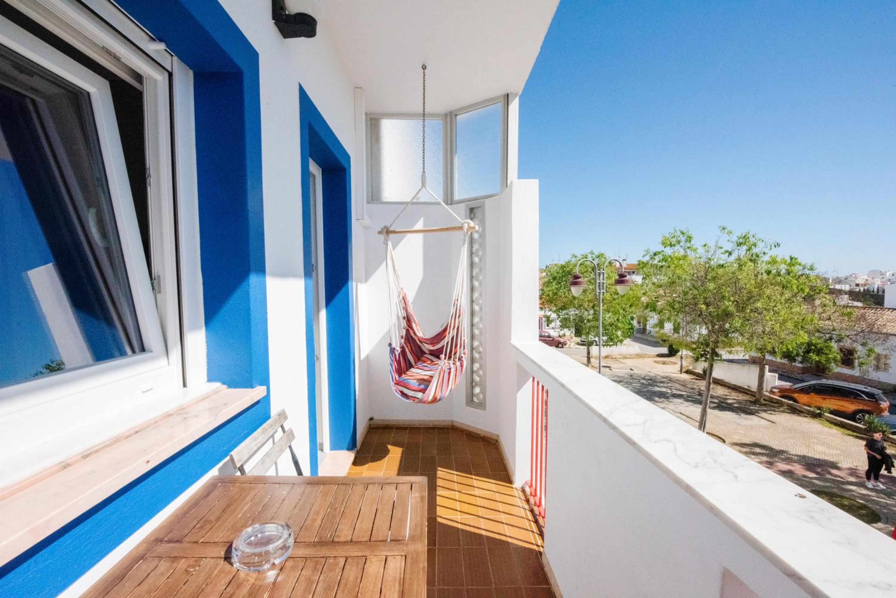Deluxe Double Room with Balcony and Sea View photo 2