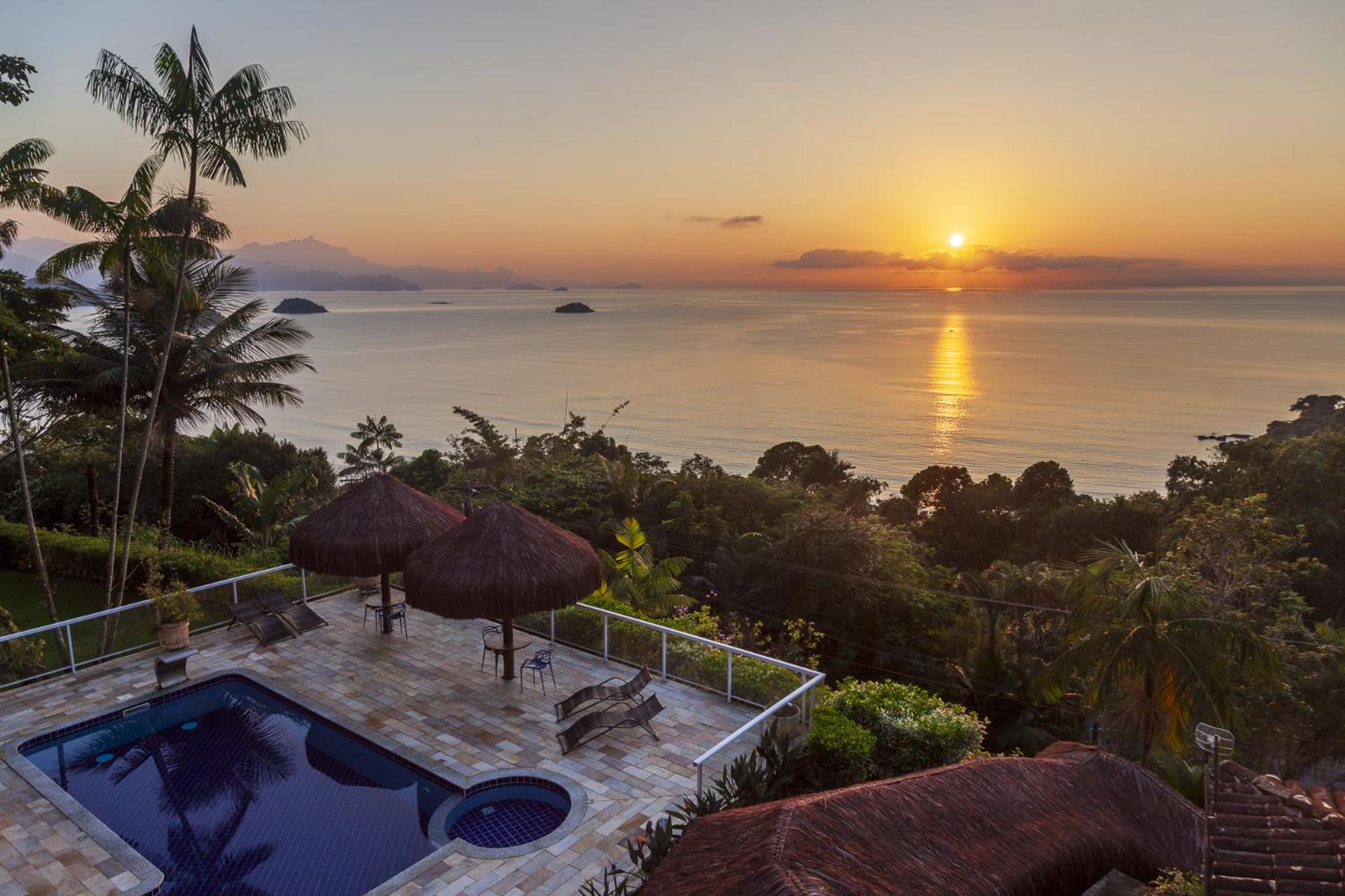 Suite with Sea View - Photo 2