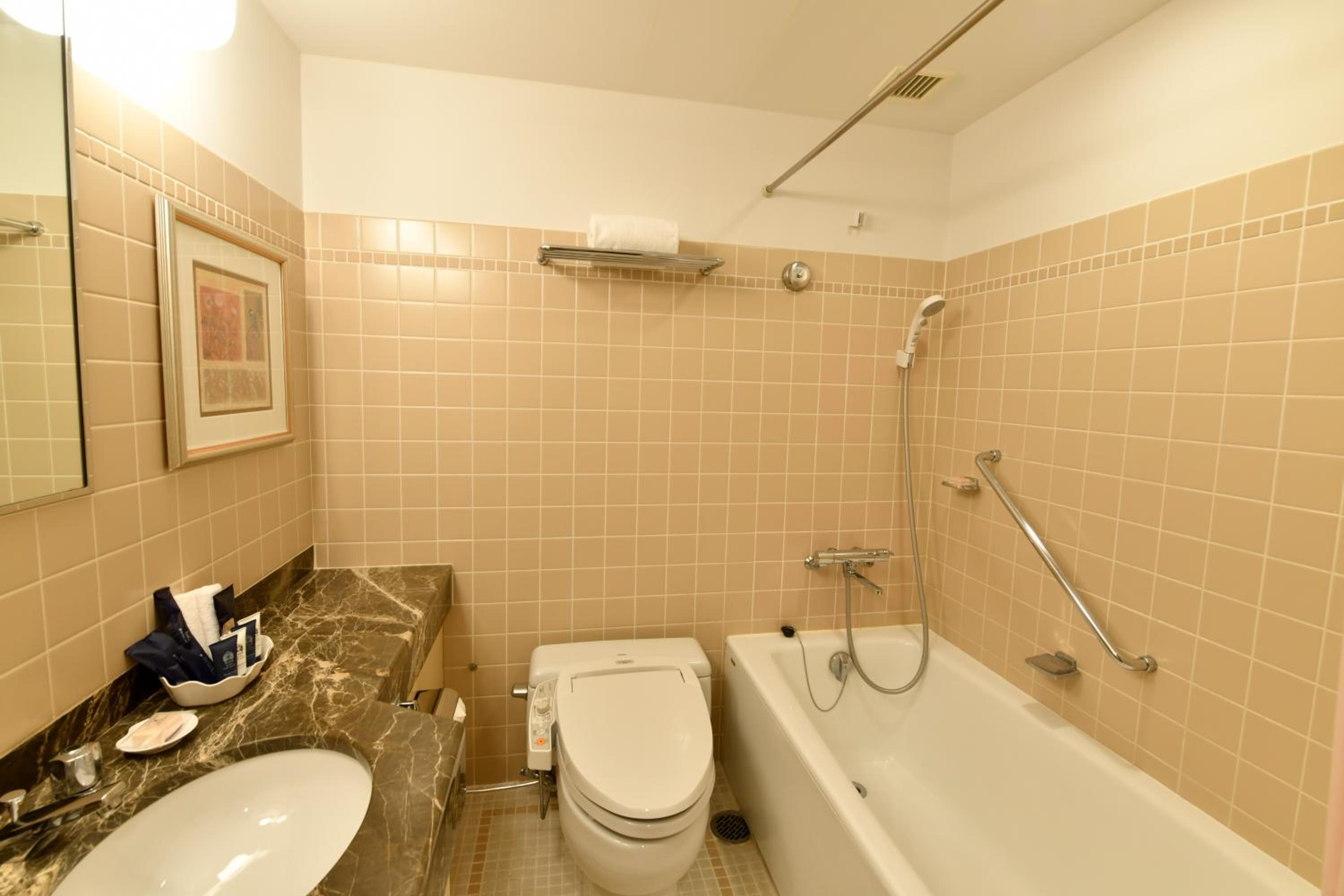 Check in after 3PM - Single Room with Bath - Main Building - Non-Smoking photo 3