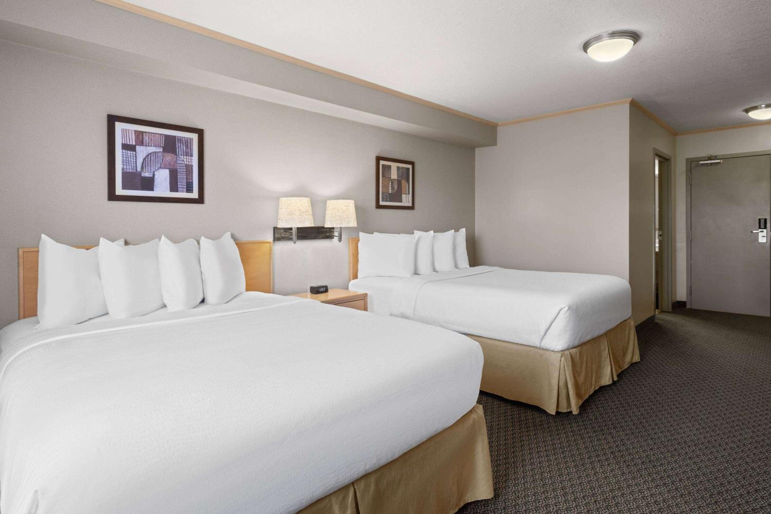 Superior Queen Room with Two Queen Beds - Non-Smoking - Photo 1