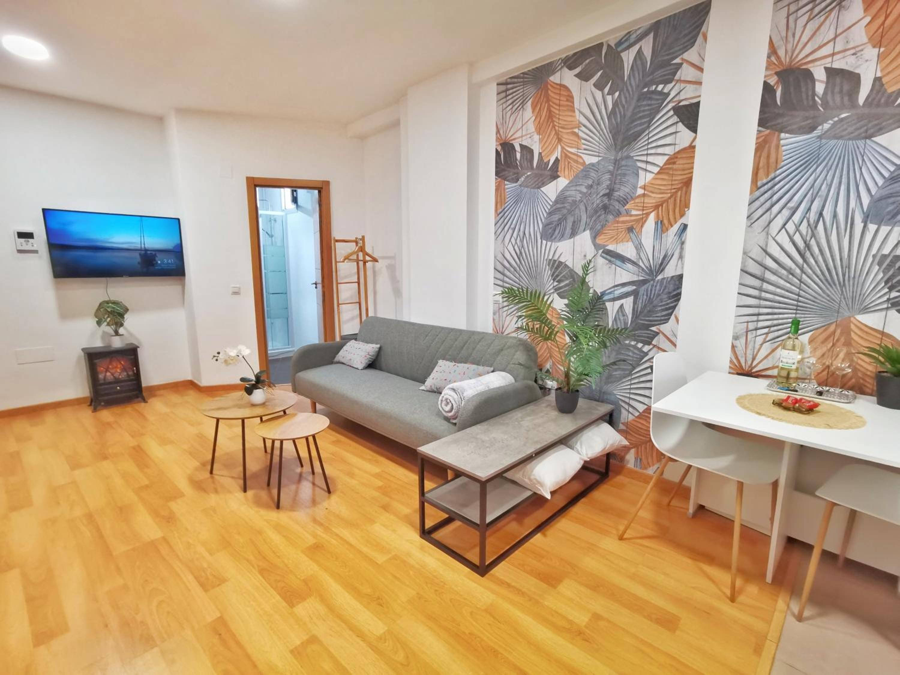 One-Bedroom Apartment
