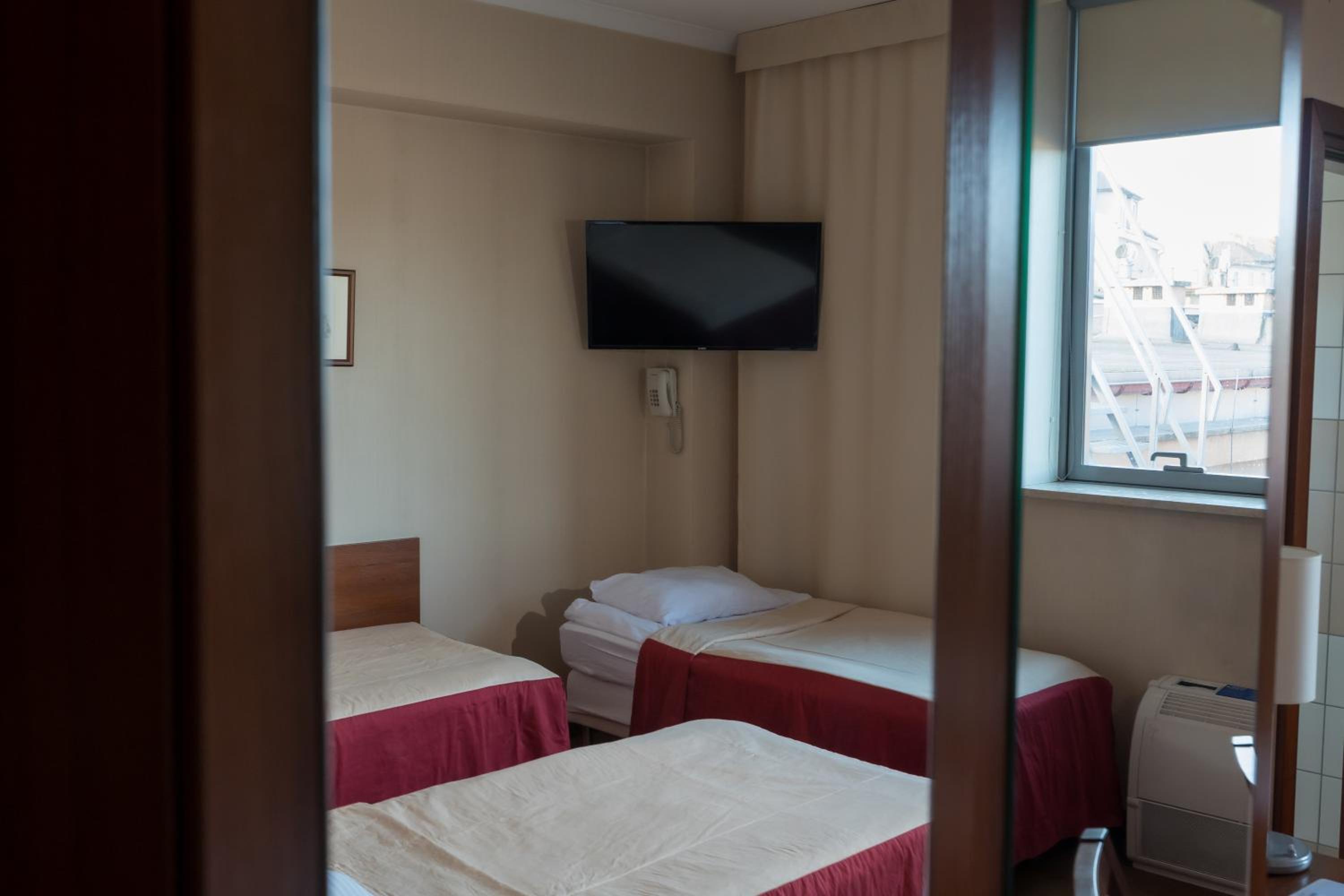 Triple Room photo 2