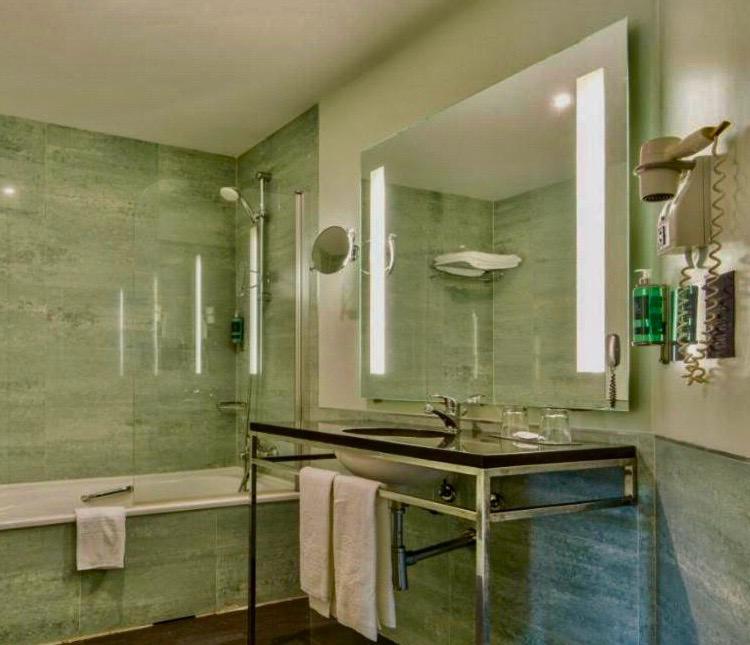 Triple Room with Bathroom photo 2