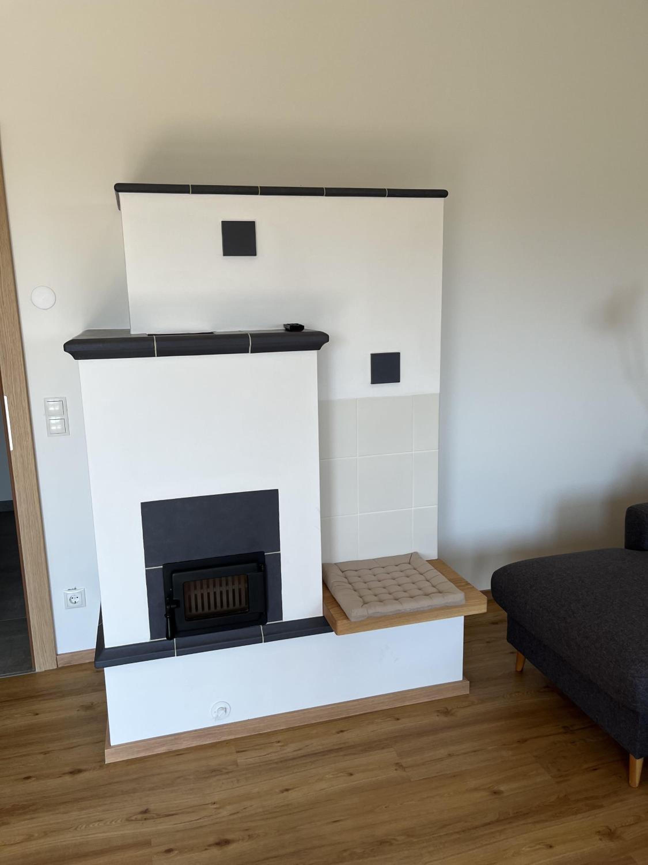 Apartment photo 2
