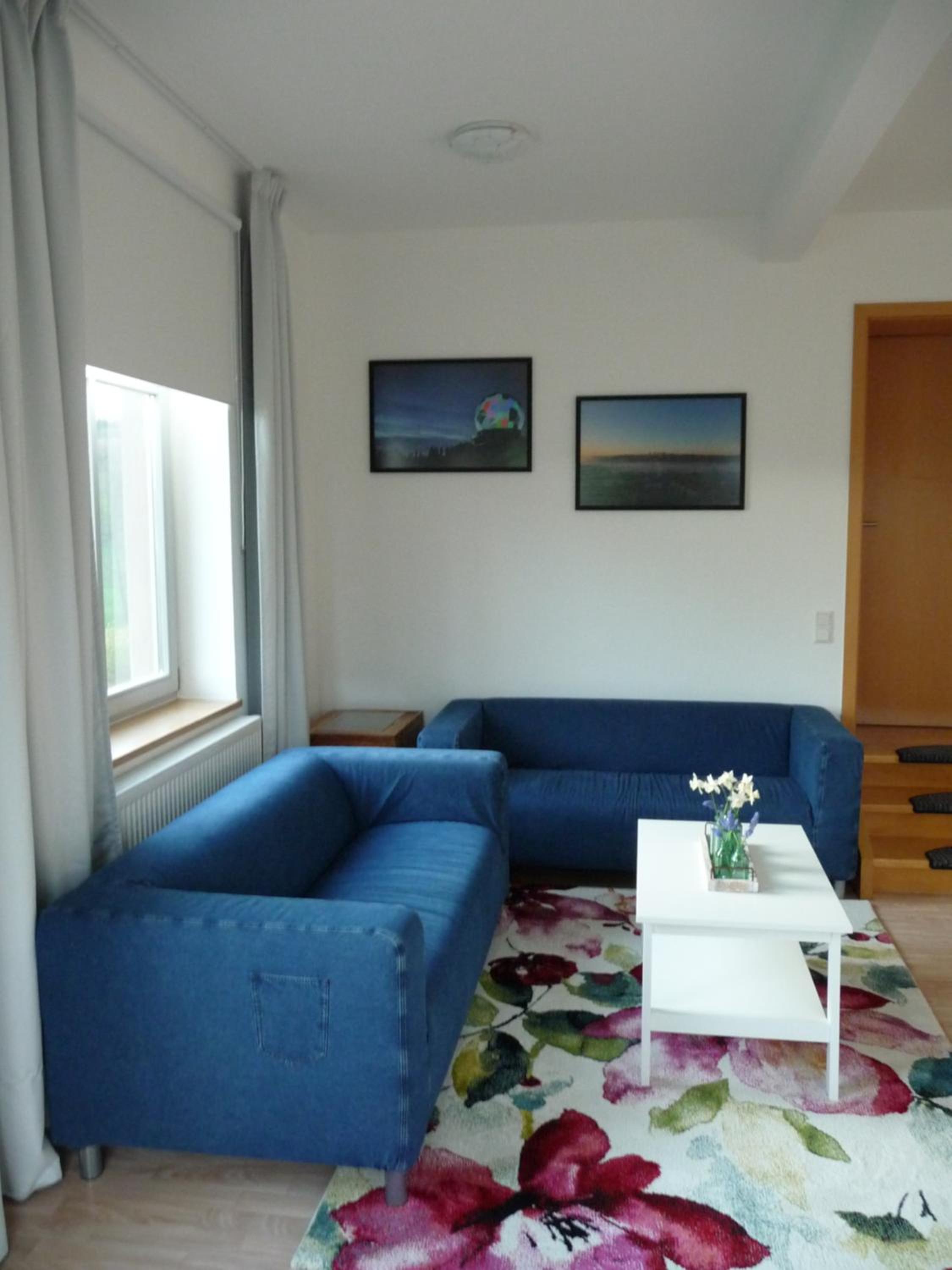 Family Room with Private Bathroom photo 3