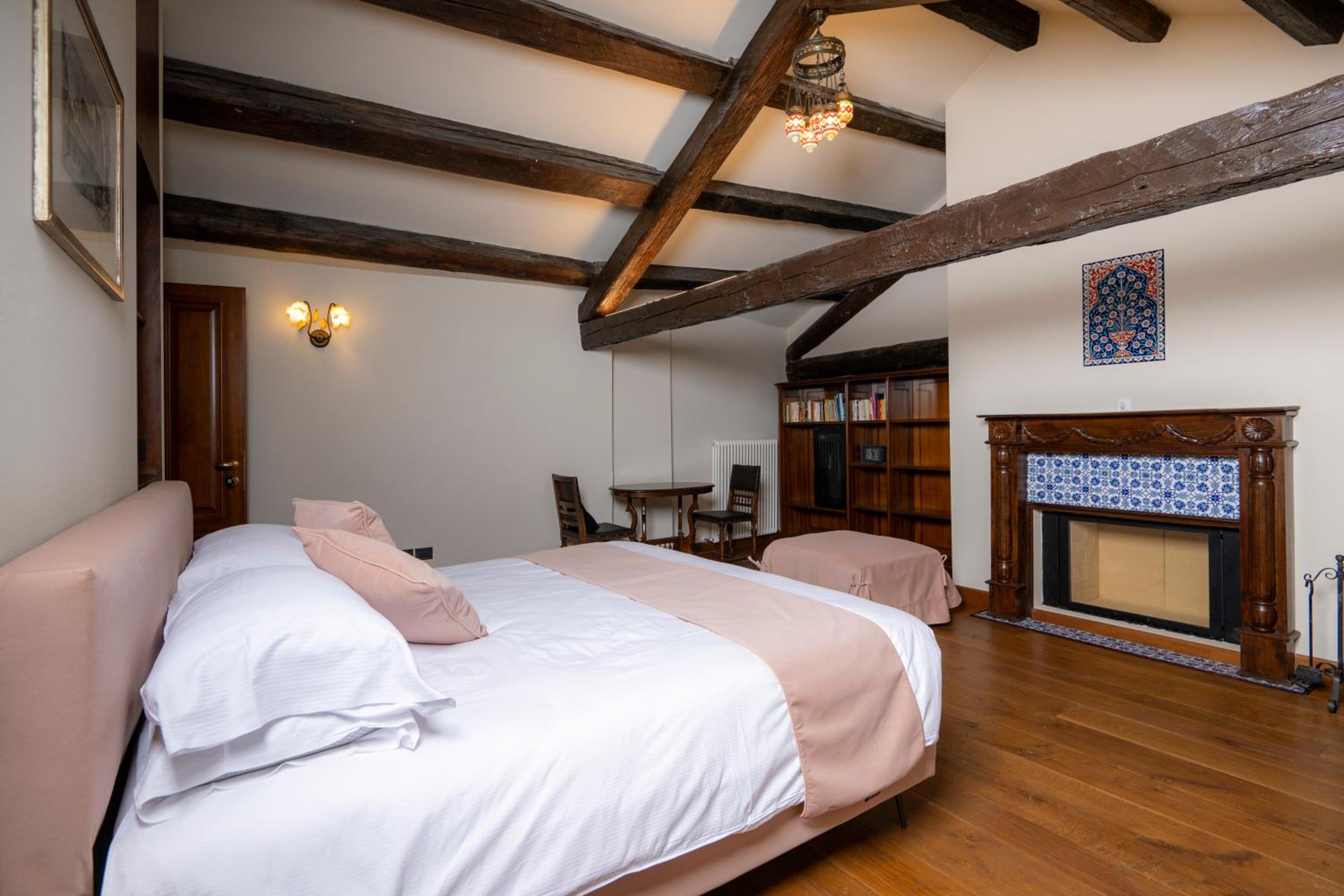 Superior Double Room photo 2