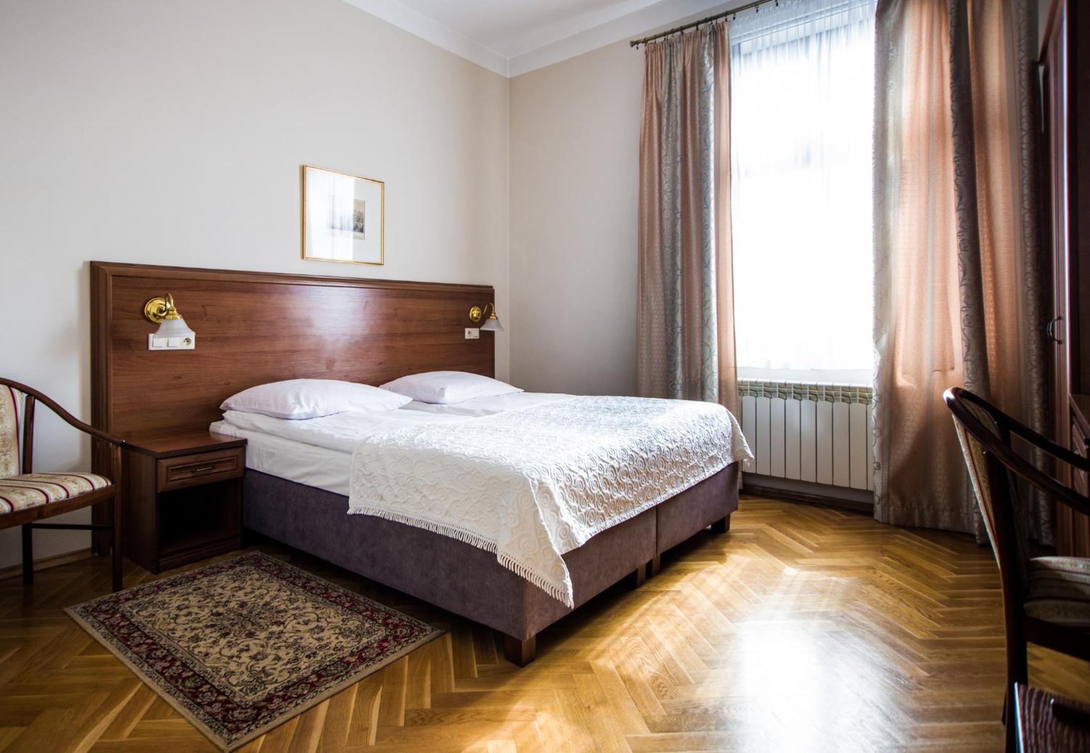 Standard Twin Room photo 1