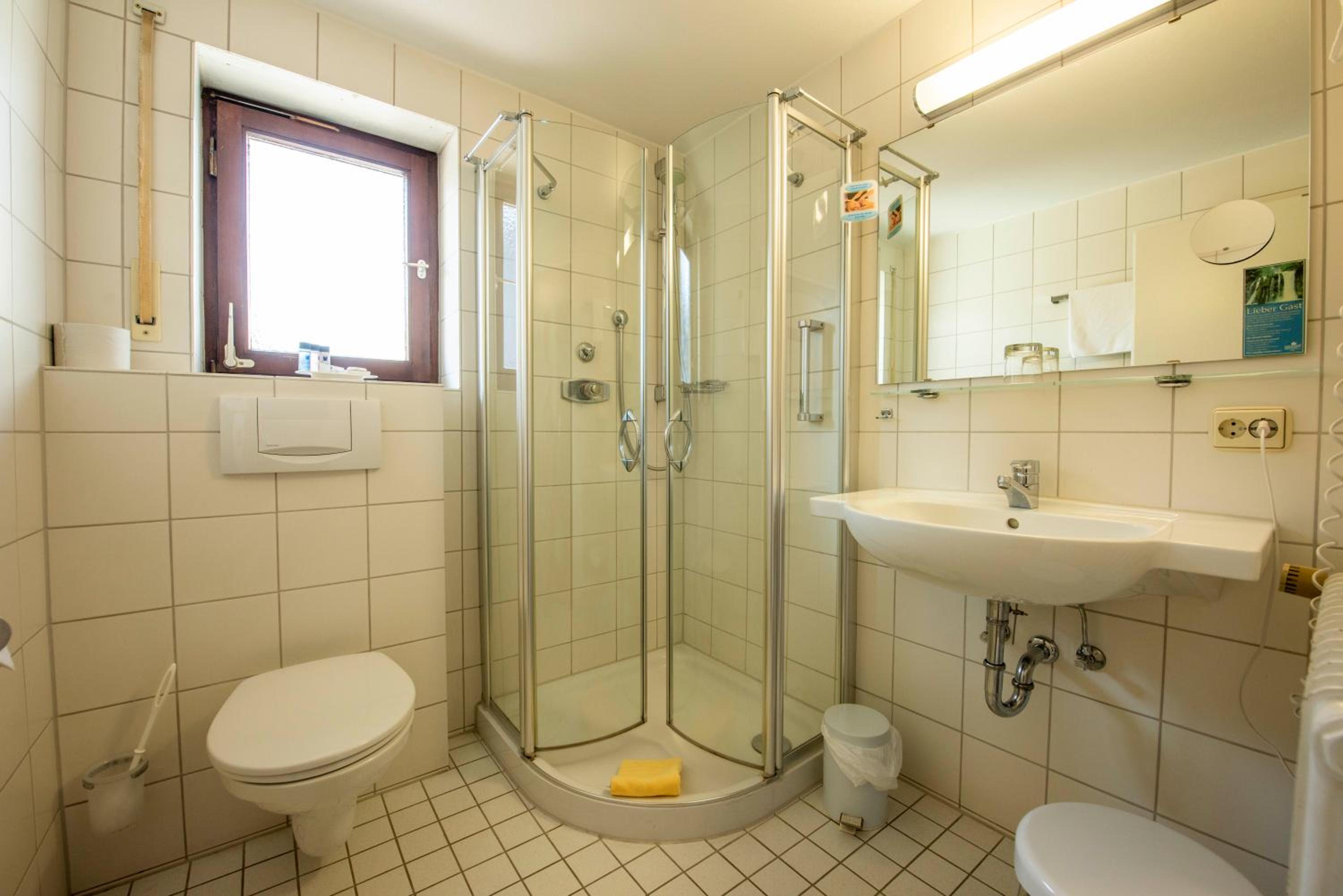 Single Room photo 2