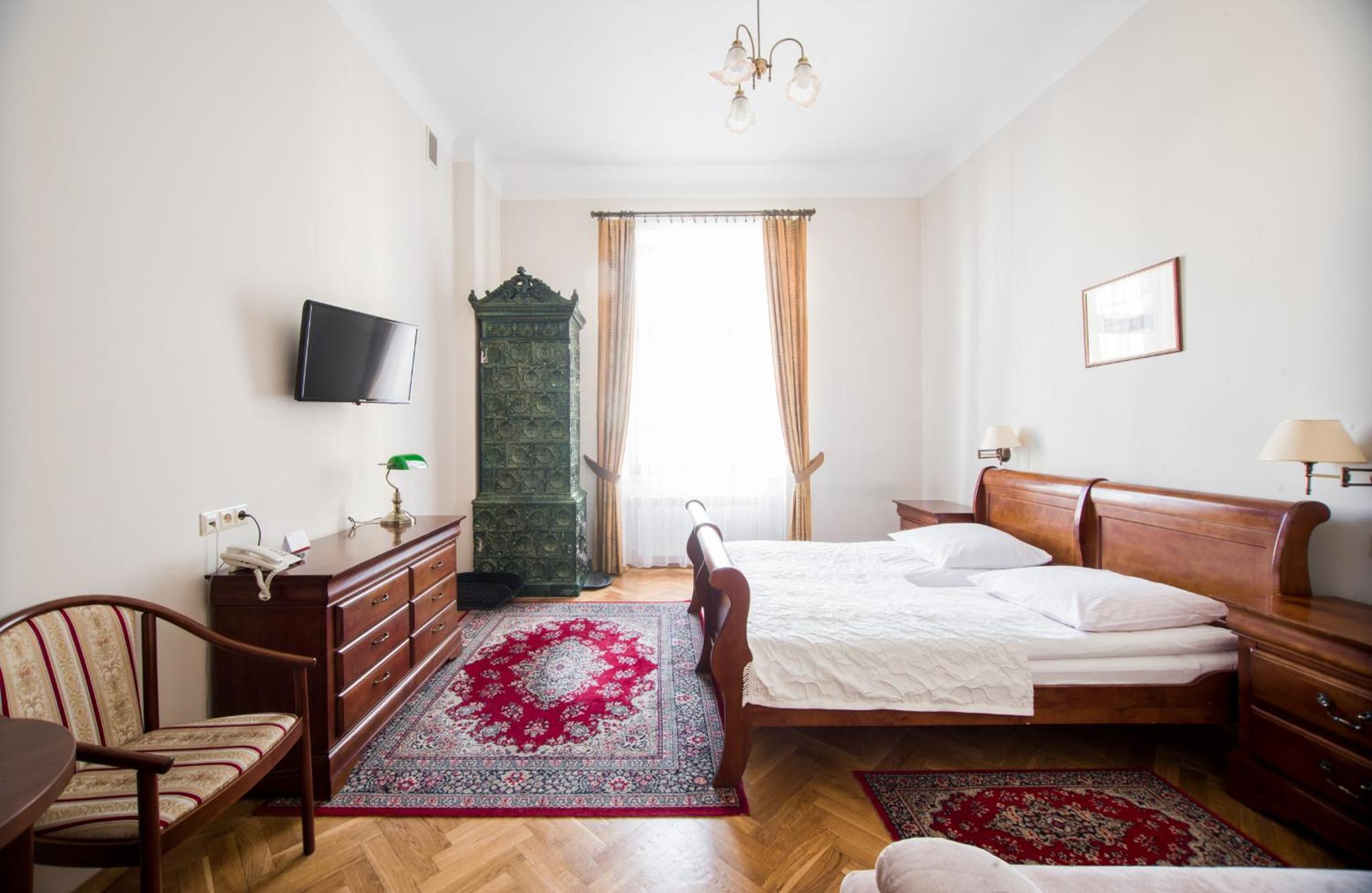 Standard Twin Room - Photo 6