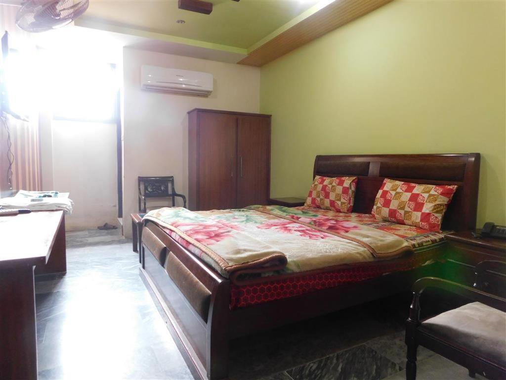 Standard Double Room photo 1
