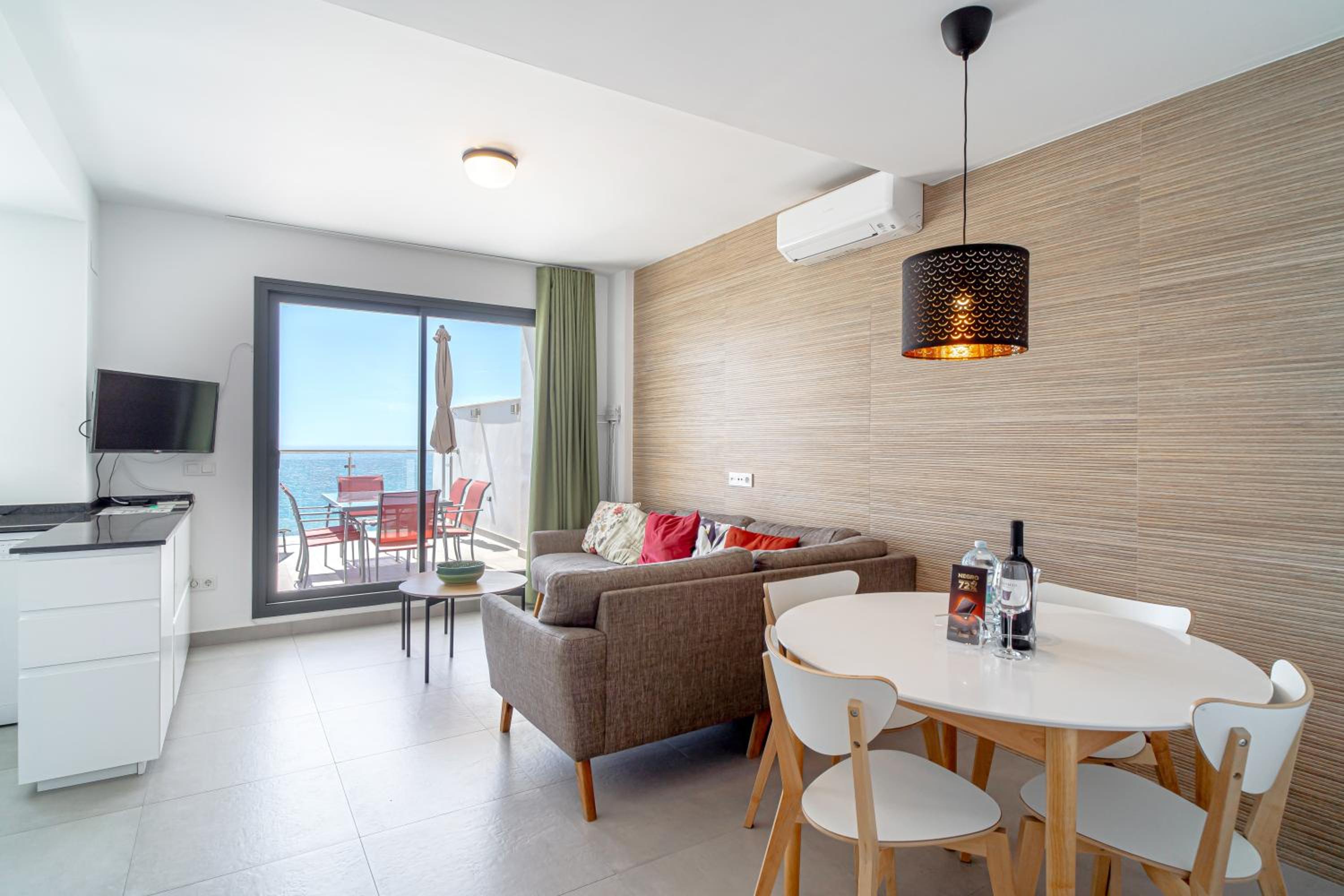 Apartamento con vista al mar