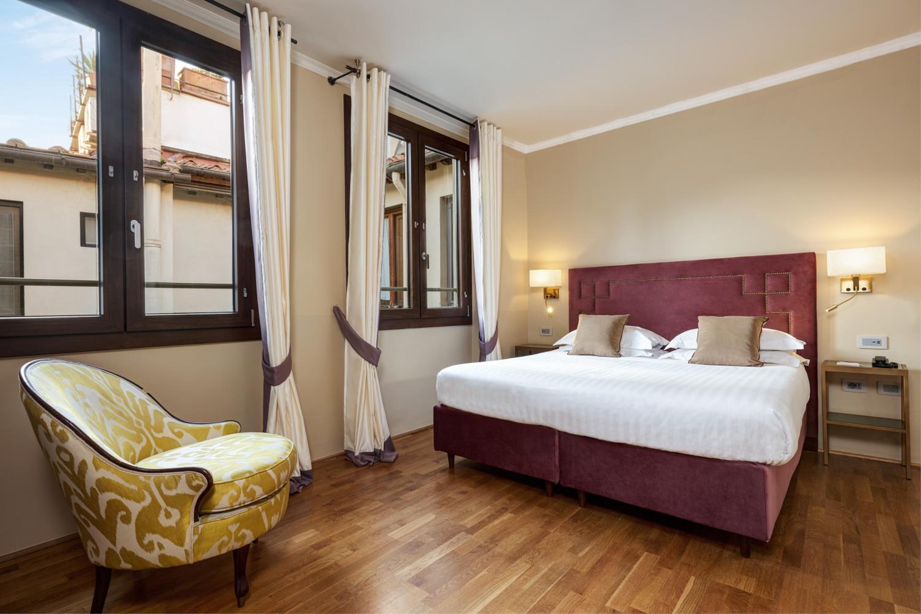 Superior Double or Twin Room - Photo 1