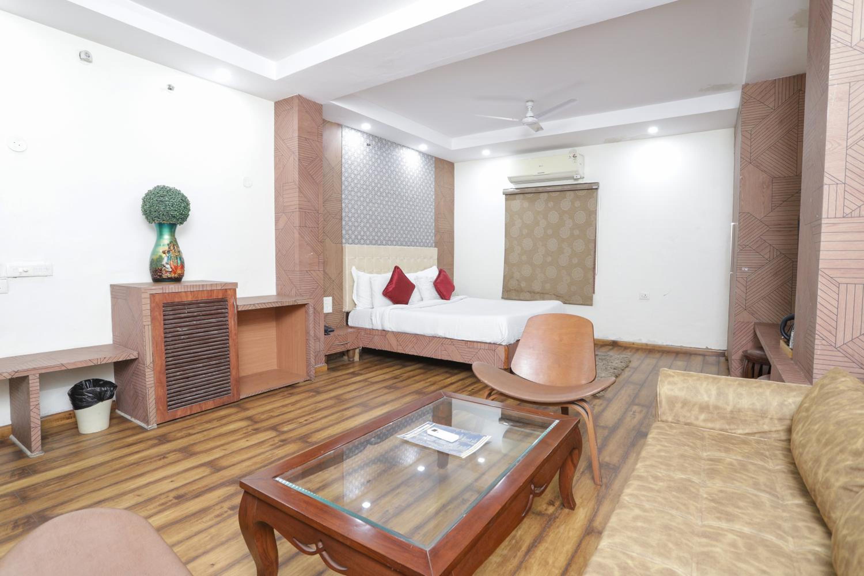 Executive Suite photo 3