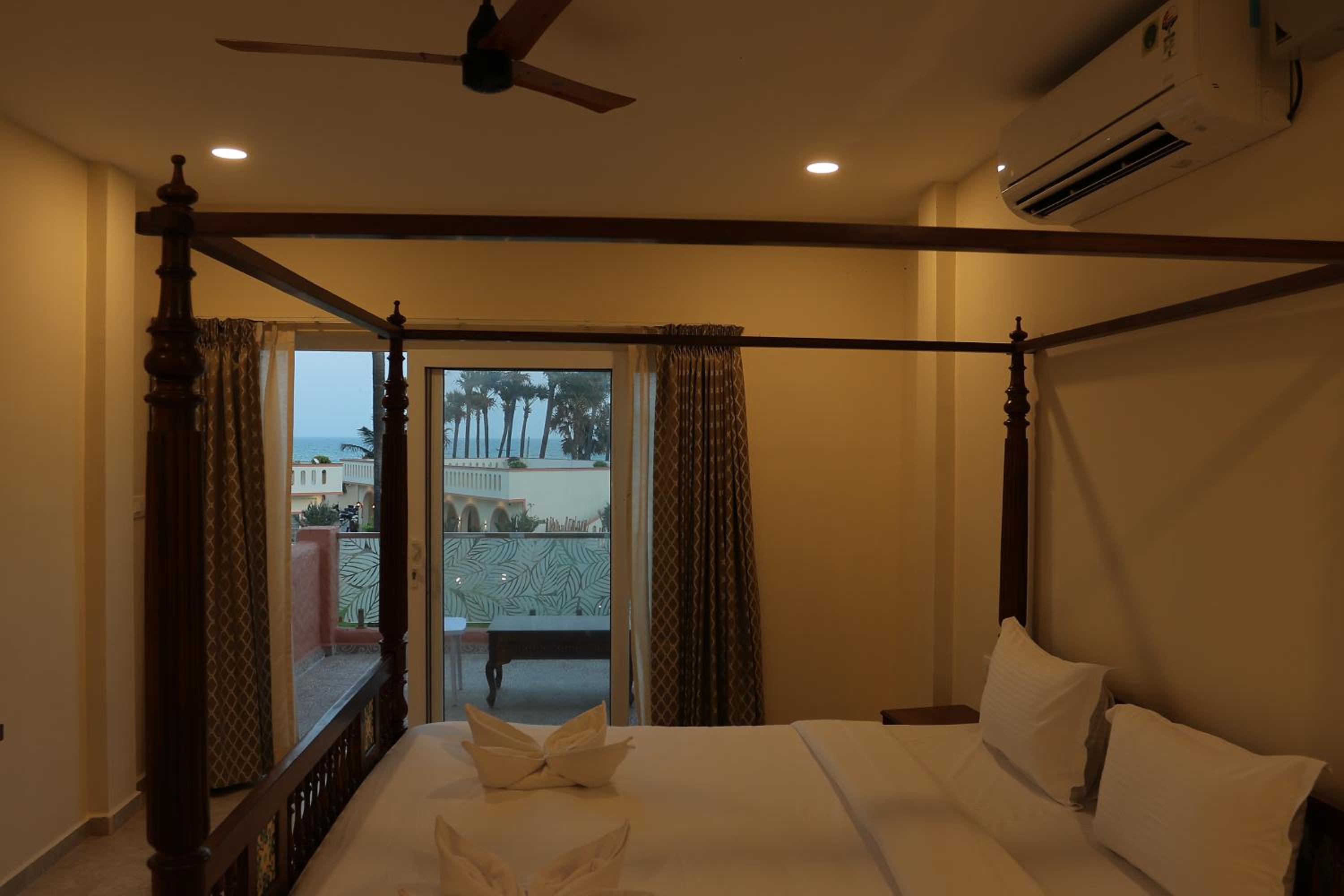 Villa with Sea View photo 1