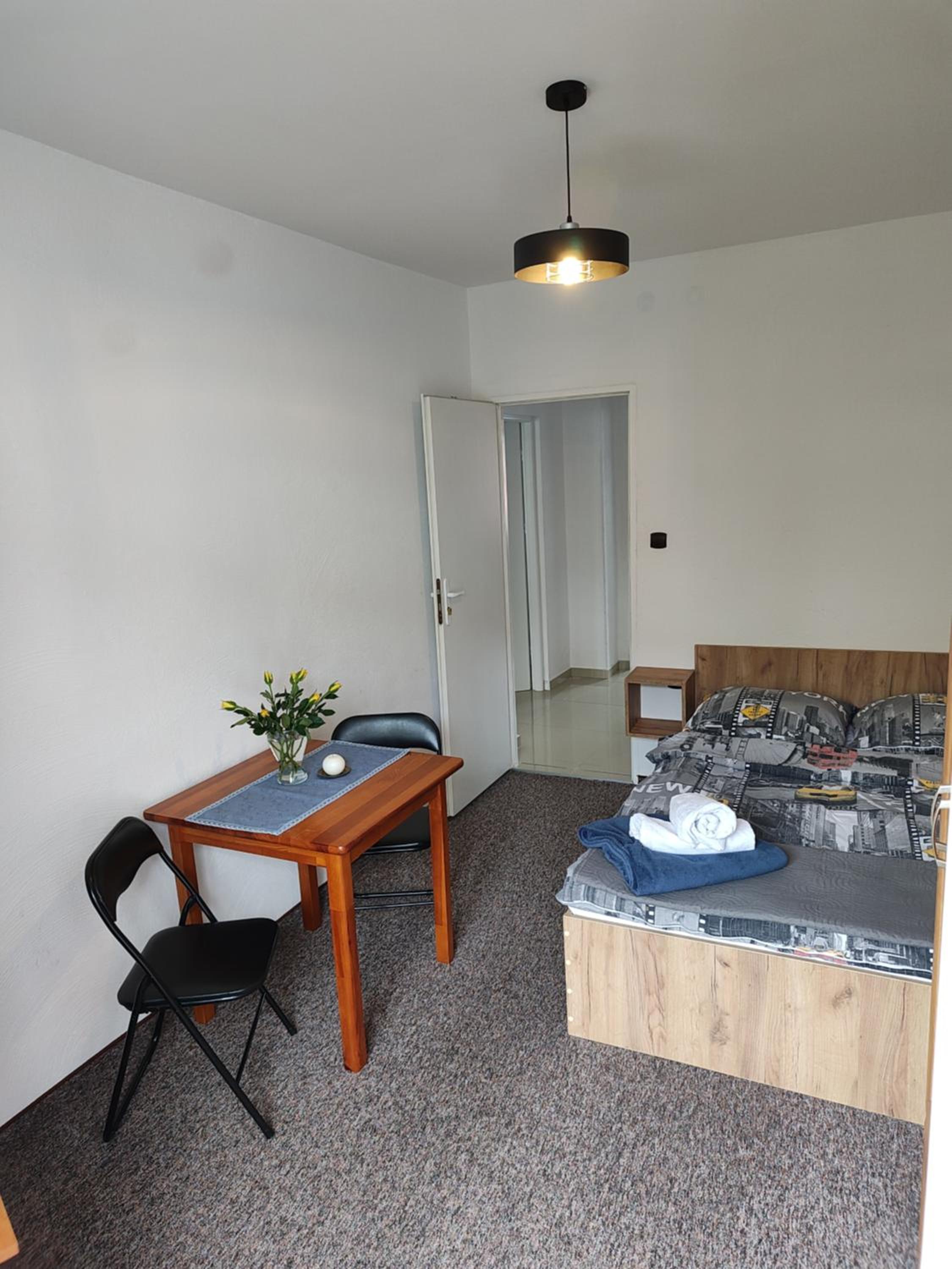 Studio with Balcony - Photo 8