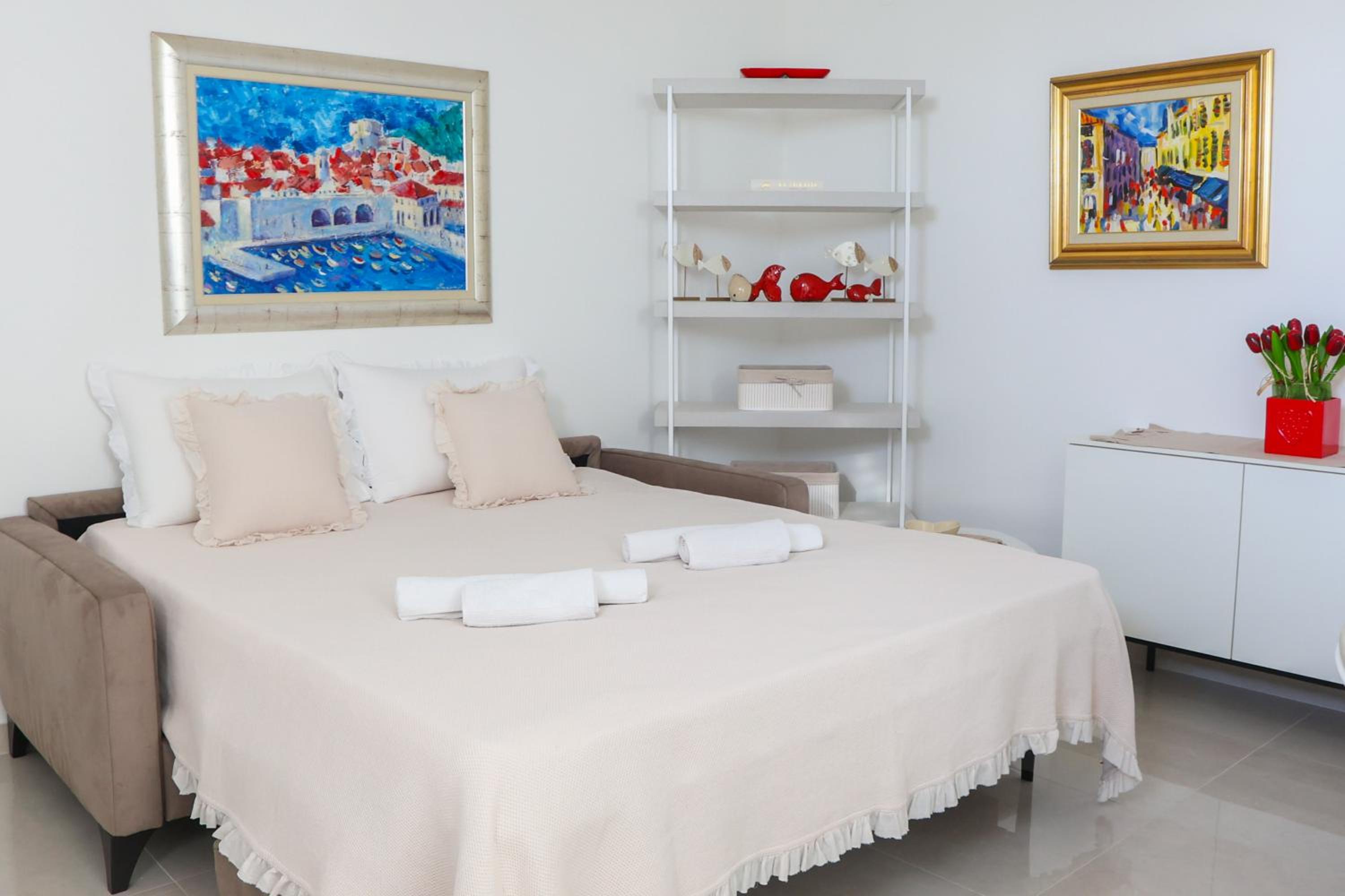 Apartment with Sea View