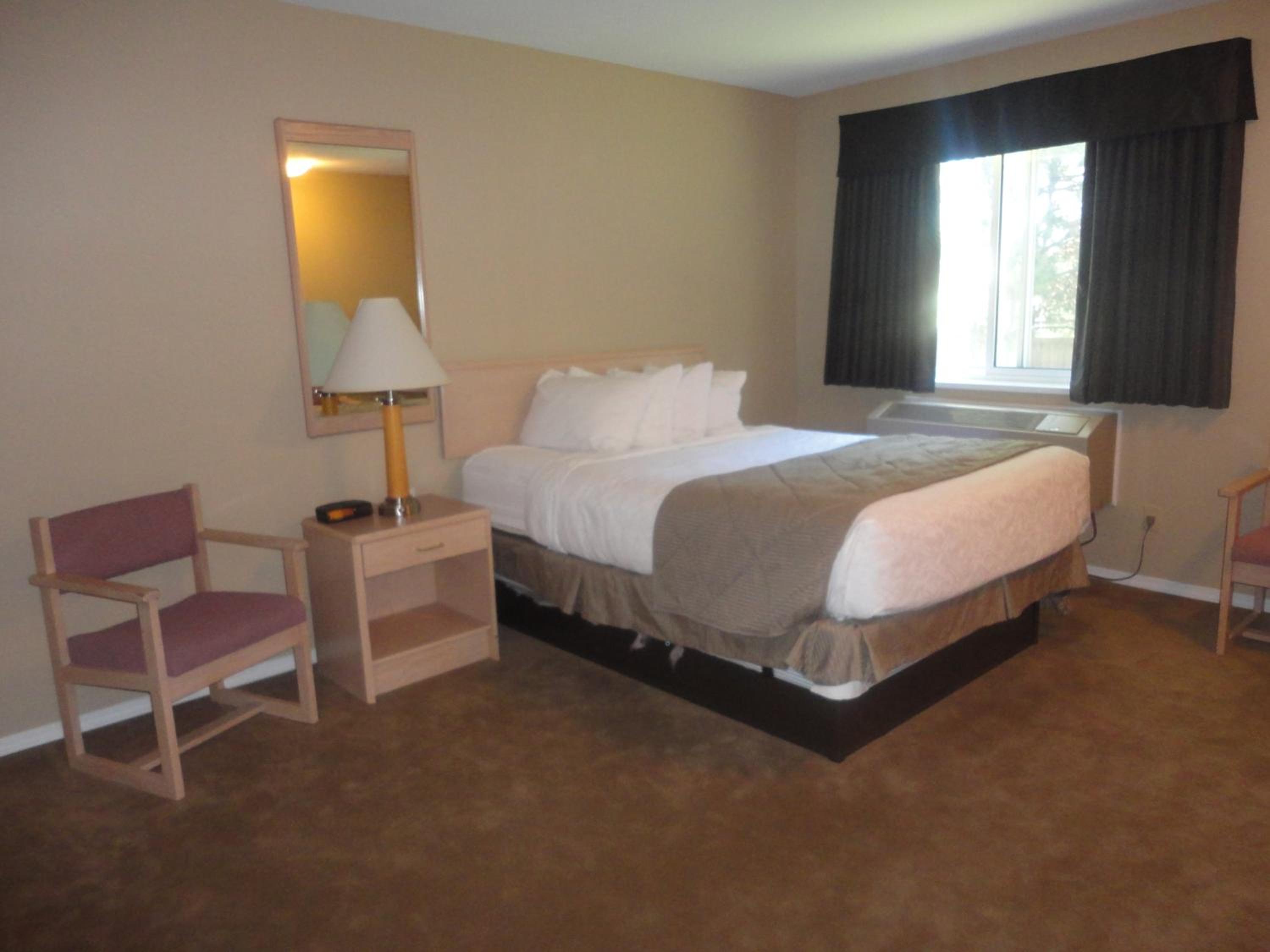 Queen Room - Disability Access - Non-Smoking - Photo 1