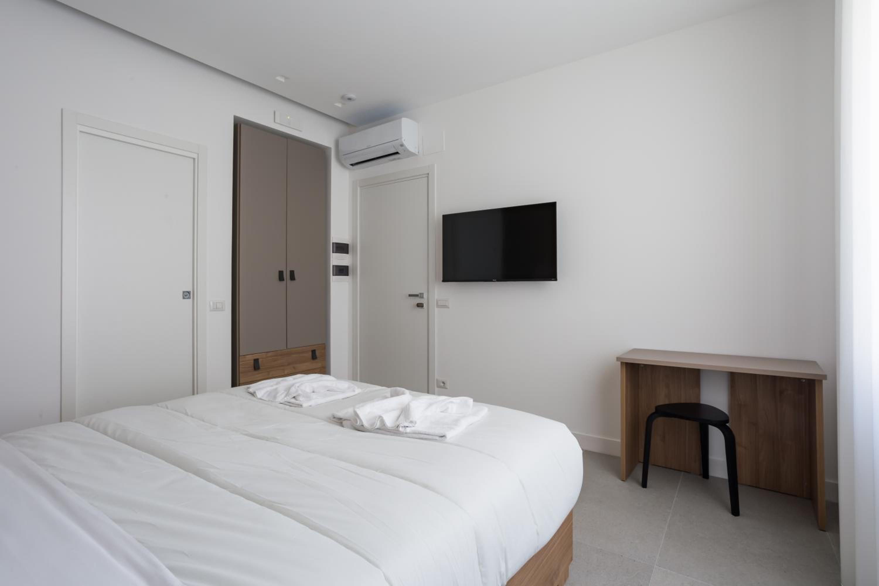 Triple Room with View