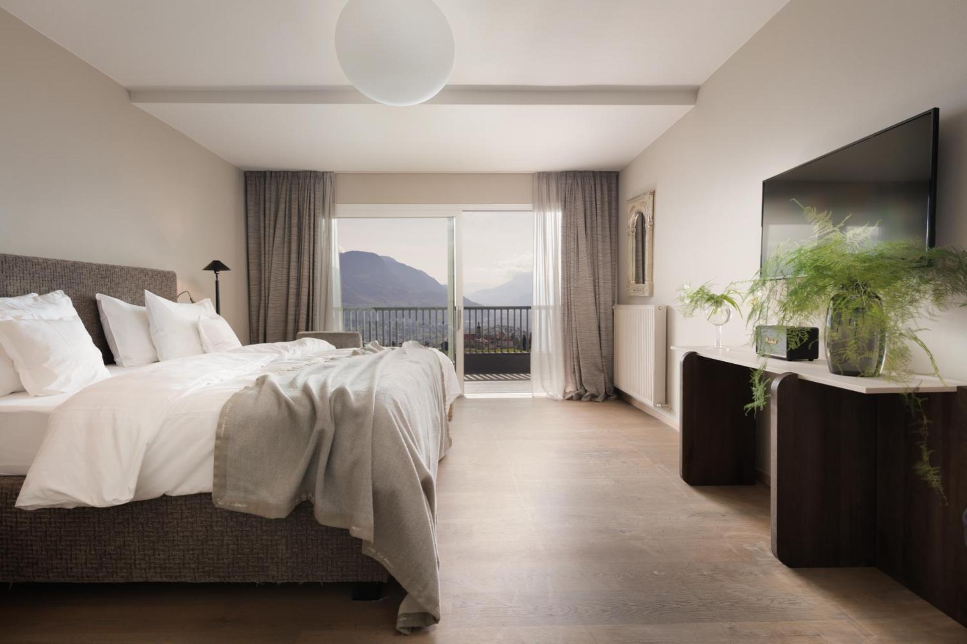 Superior Double Room with Balcony