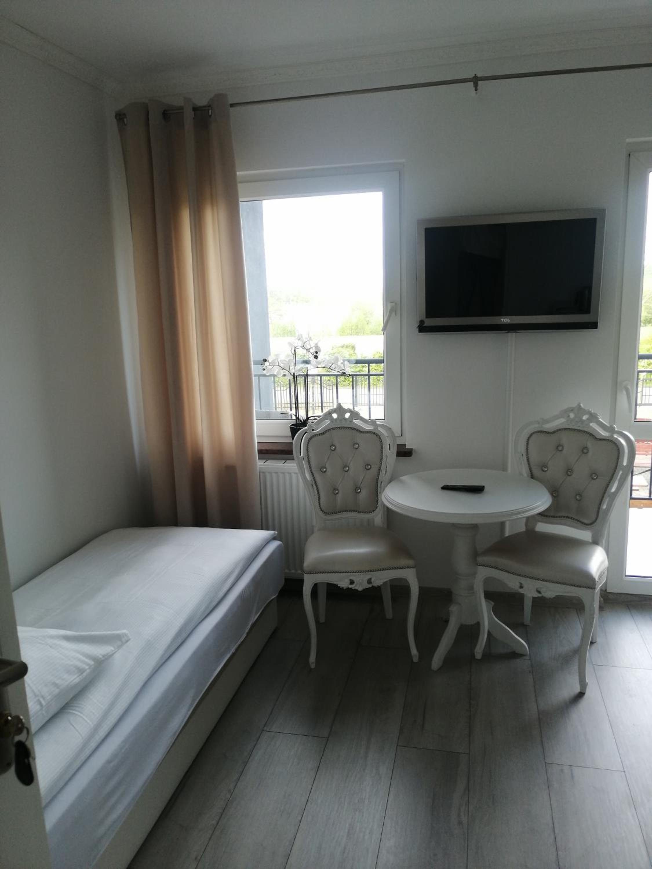 Double Room with Lake View