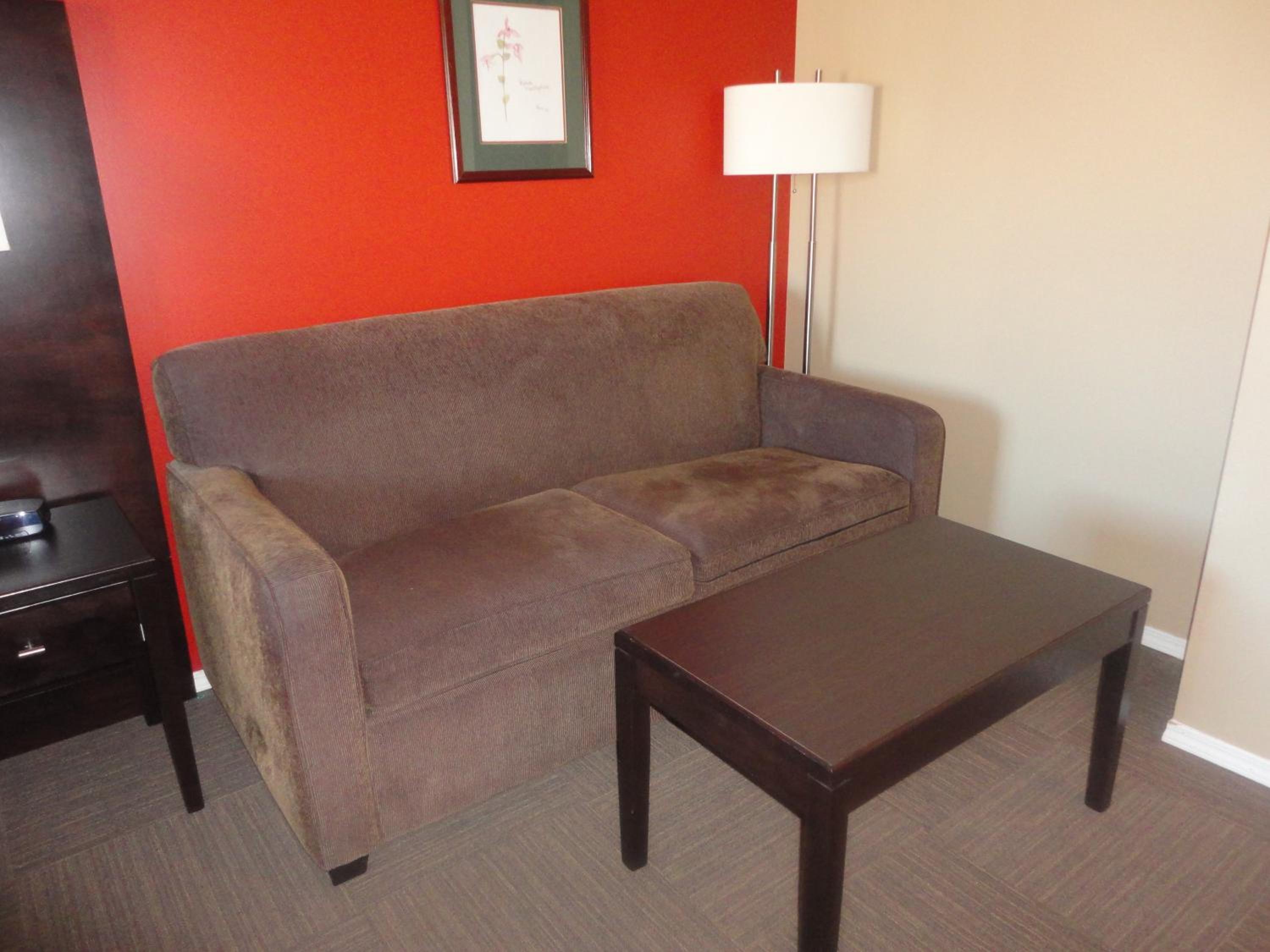 Deluxe King Room - Non-Smoking - Photo 6