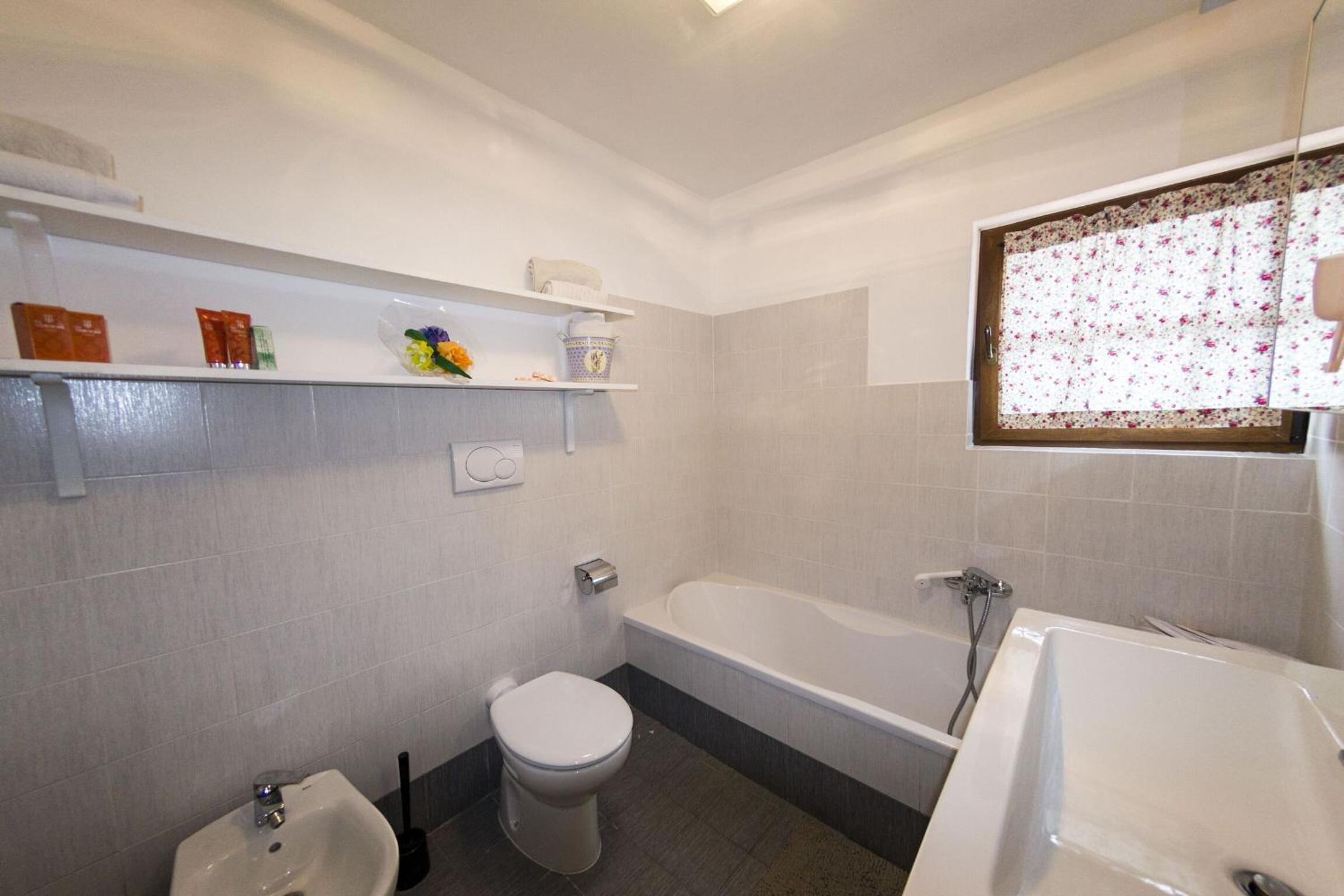 Villa With Private Pool photo 2