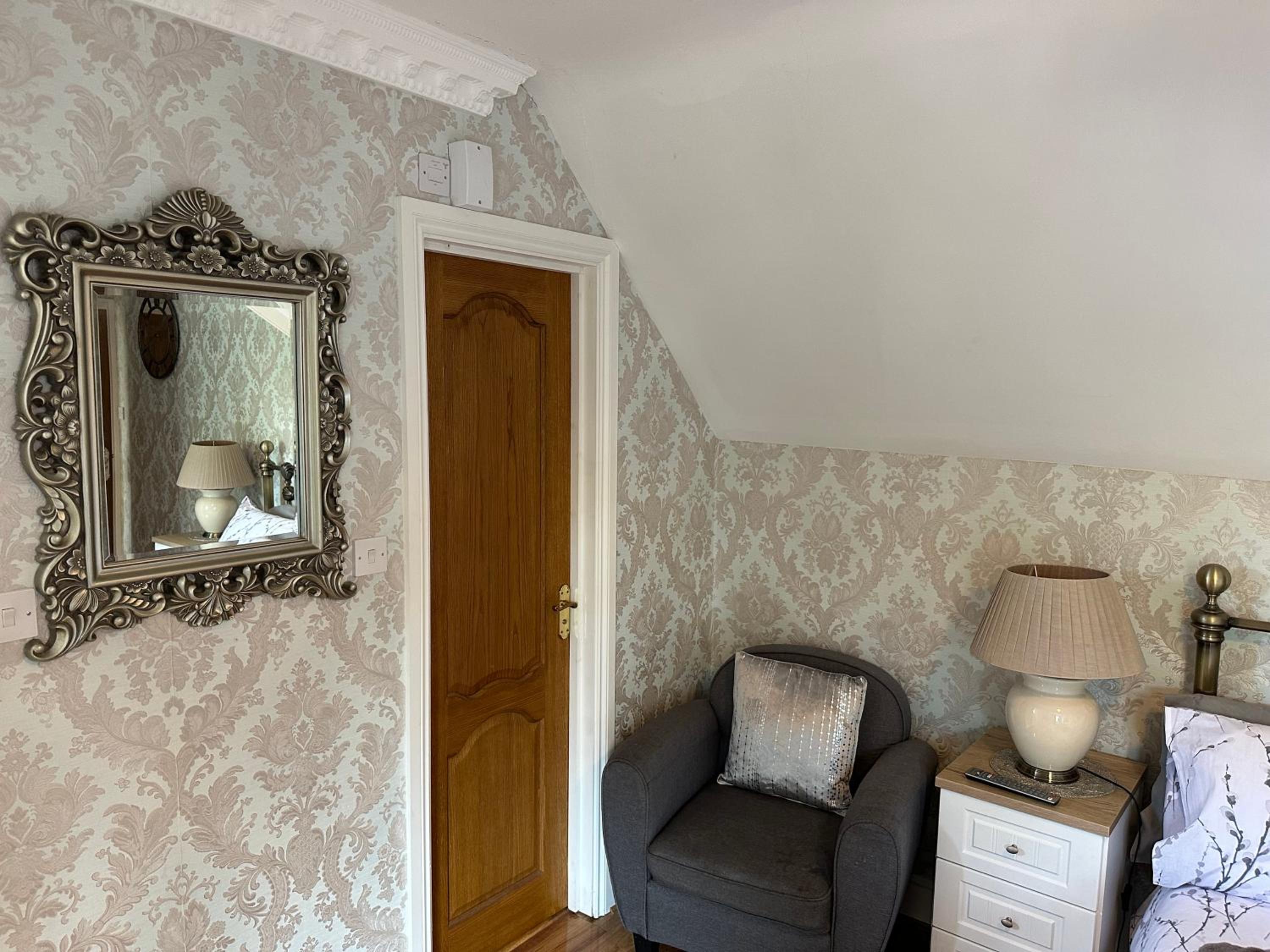 Family Studio - Photo 15
