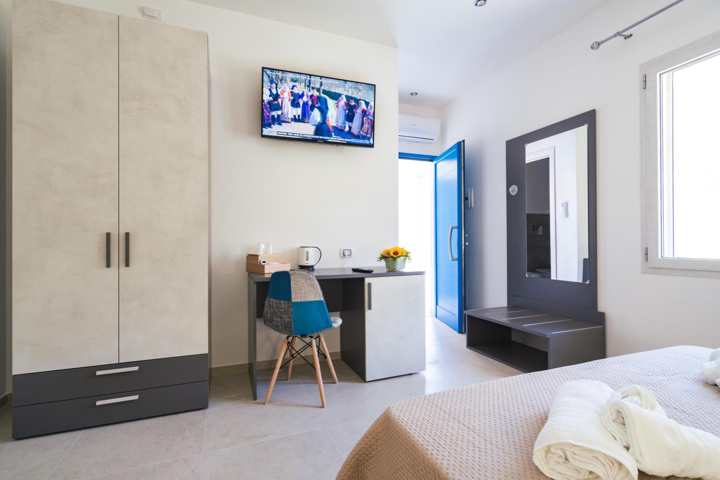 Triple Room with Bathroom