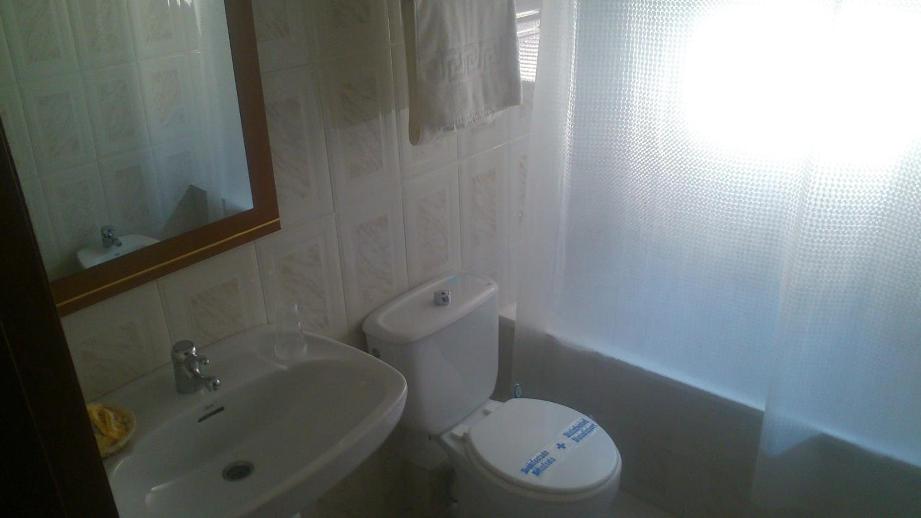Double Room with Private Bathroom photo 2