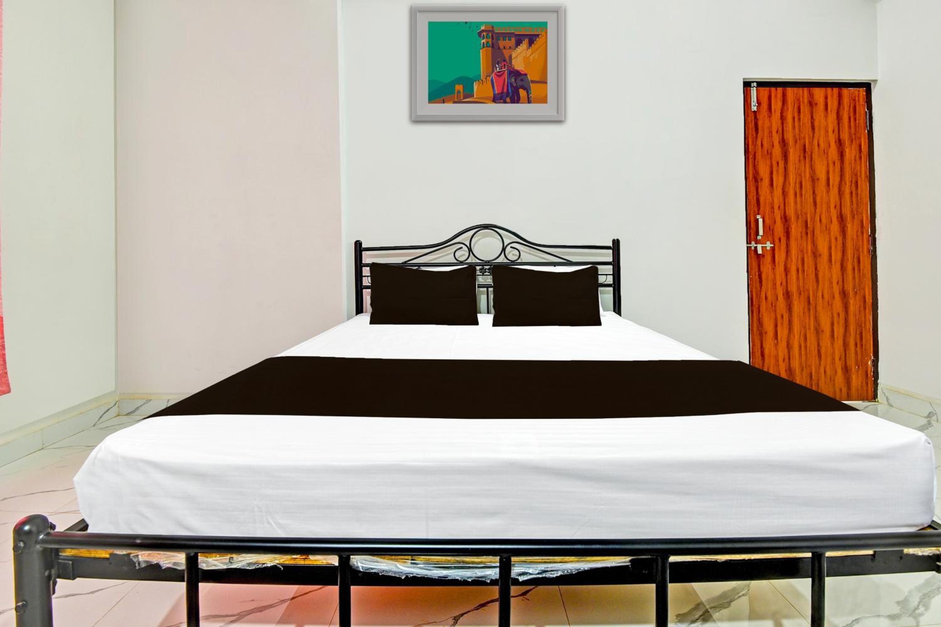 Classic Triple Room photo 1