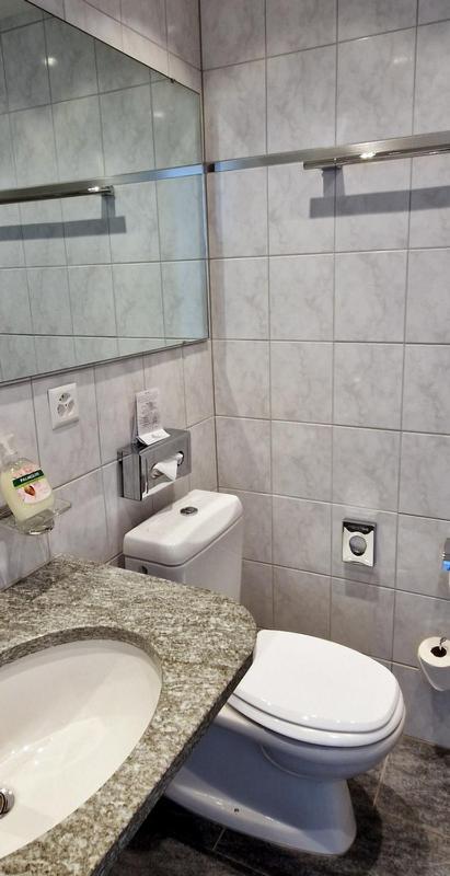 Superior Double or Twin Room with Lake View - Photo 11