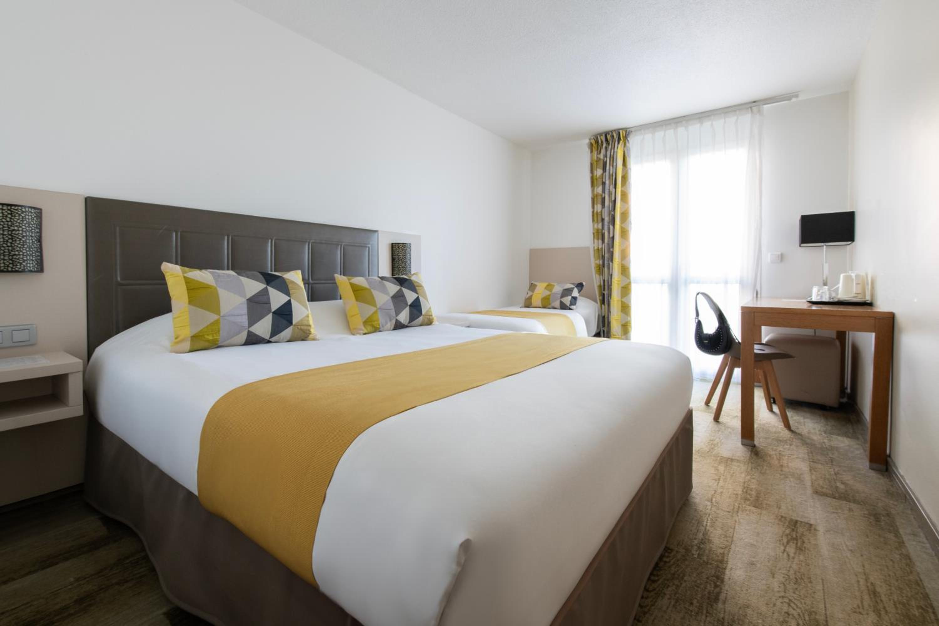 Triple Room - Photo 1