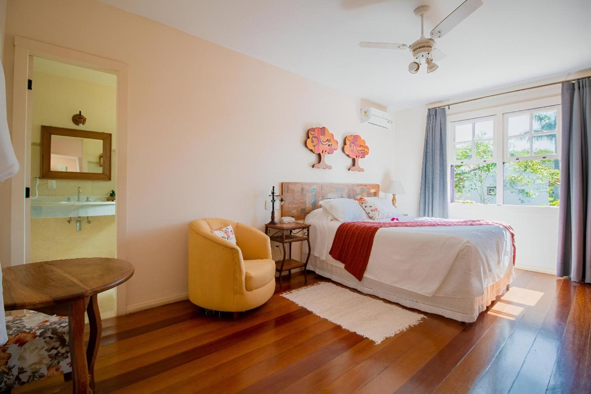 Deluxe Double Room with Bath photo 1