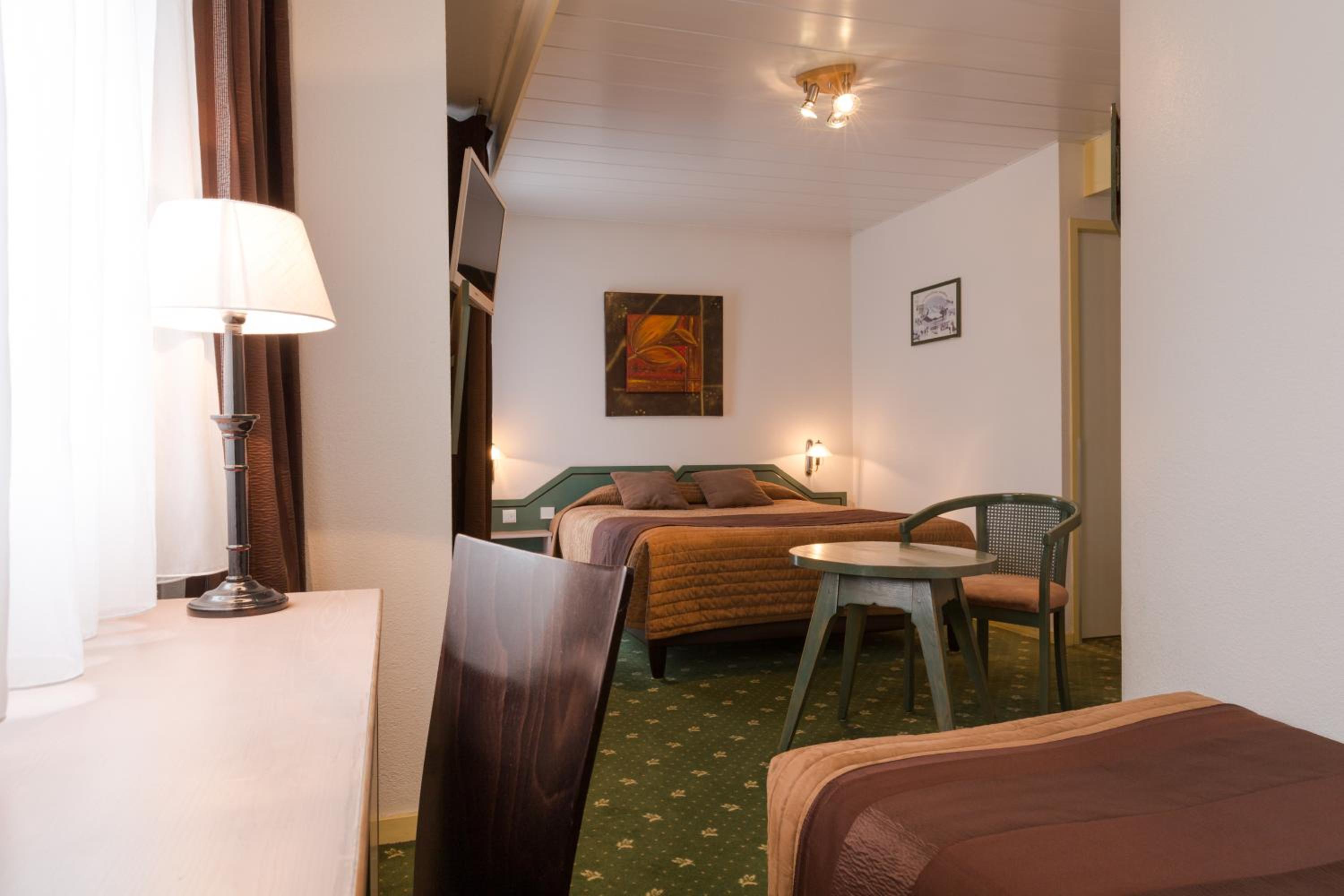 Standard Triple Room - Photo 1