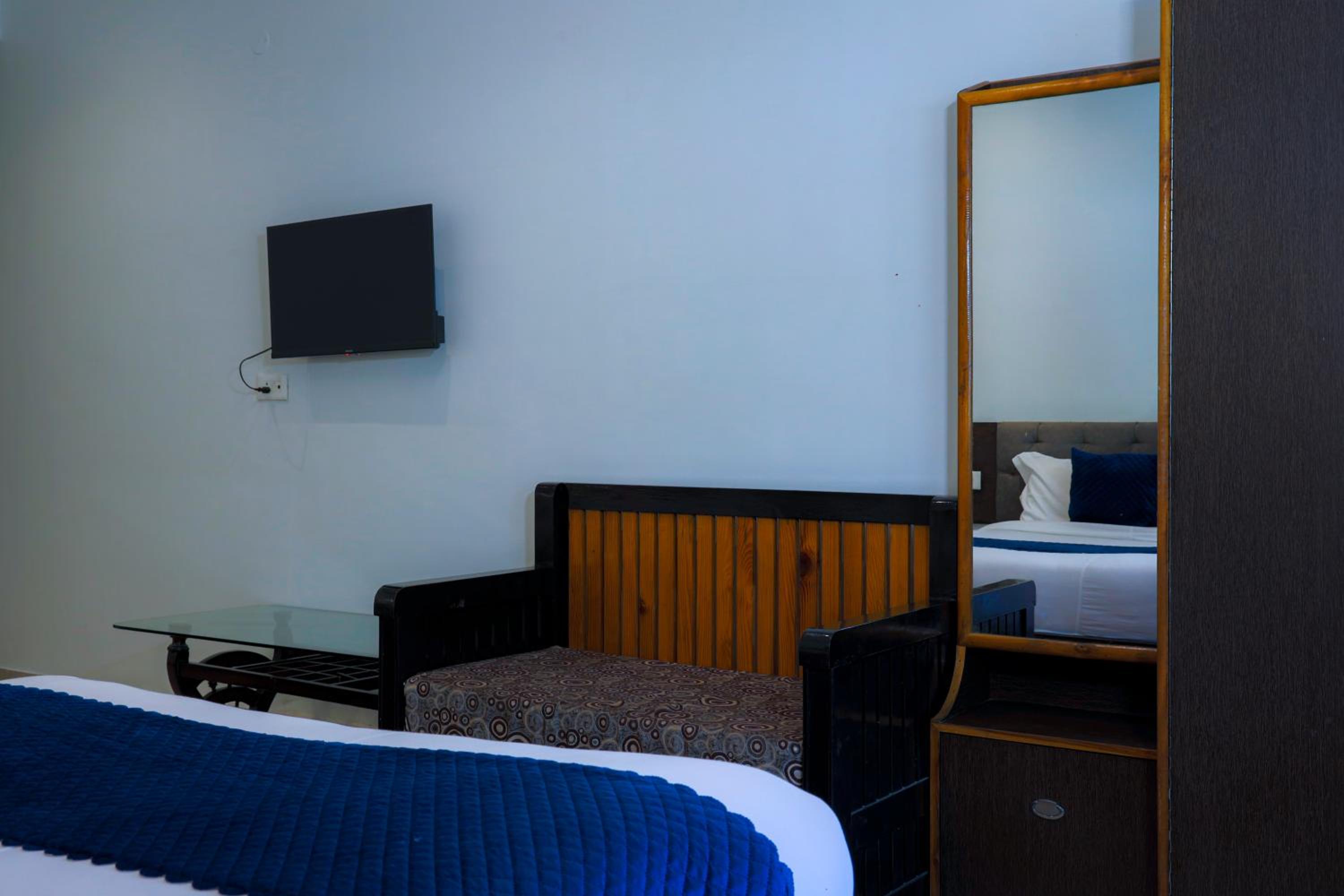 Standard Double Room photo 2