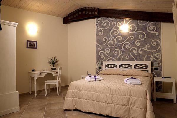 Double Room - Photo 4