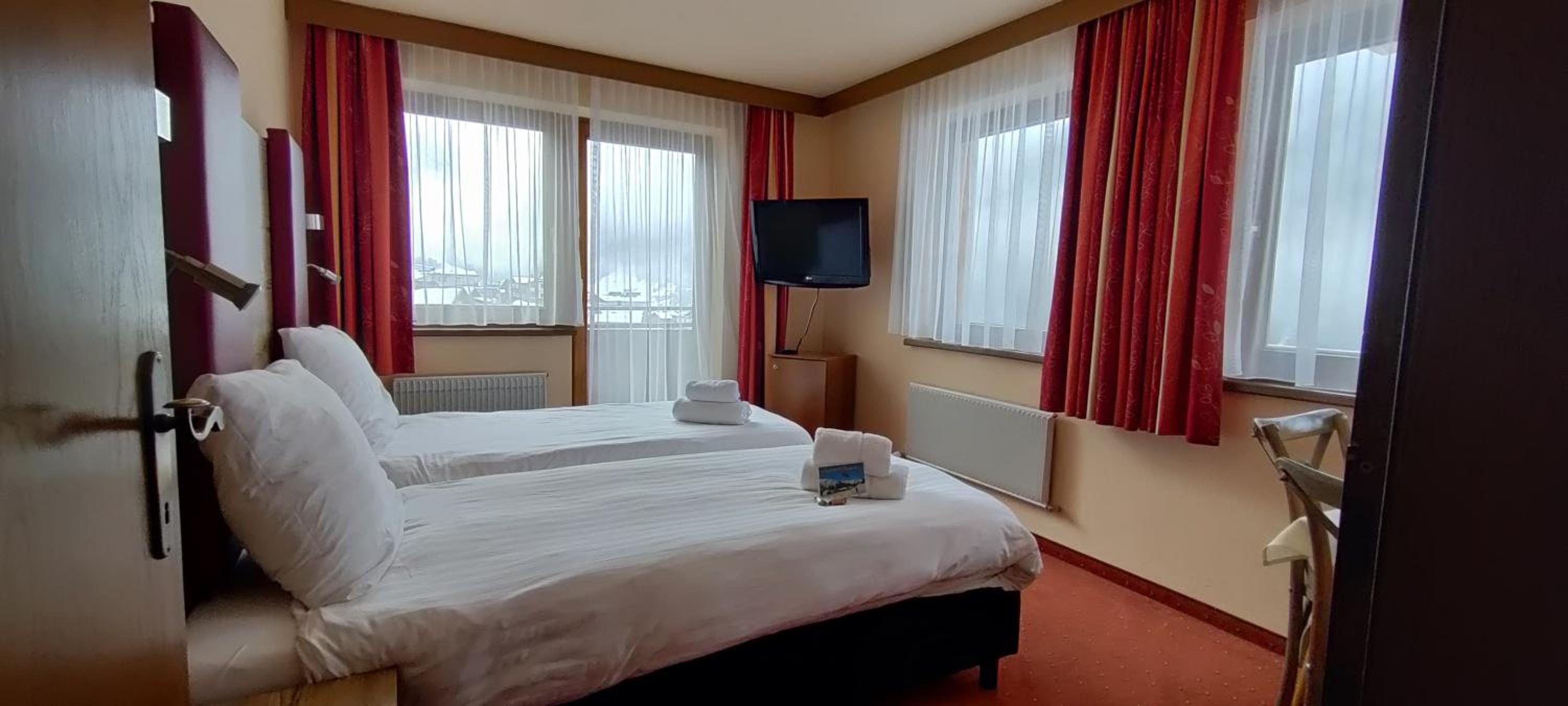 Double Room with Mountain View photo 1