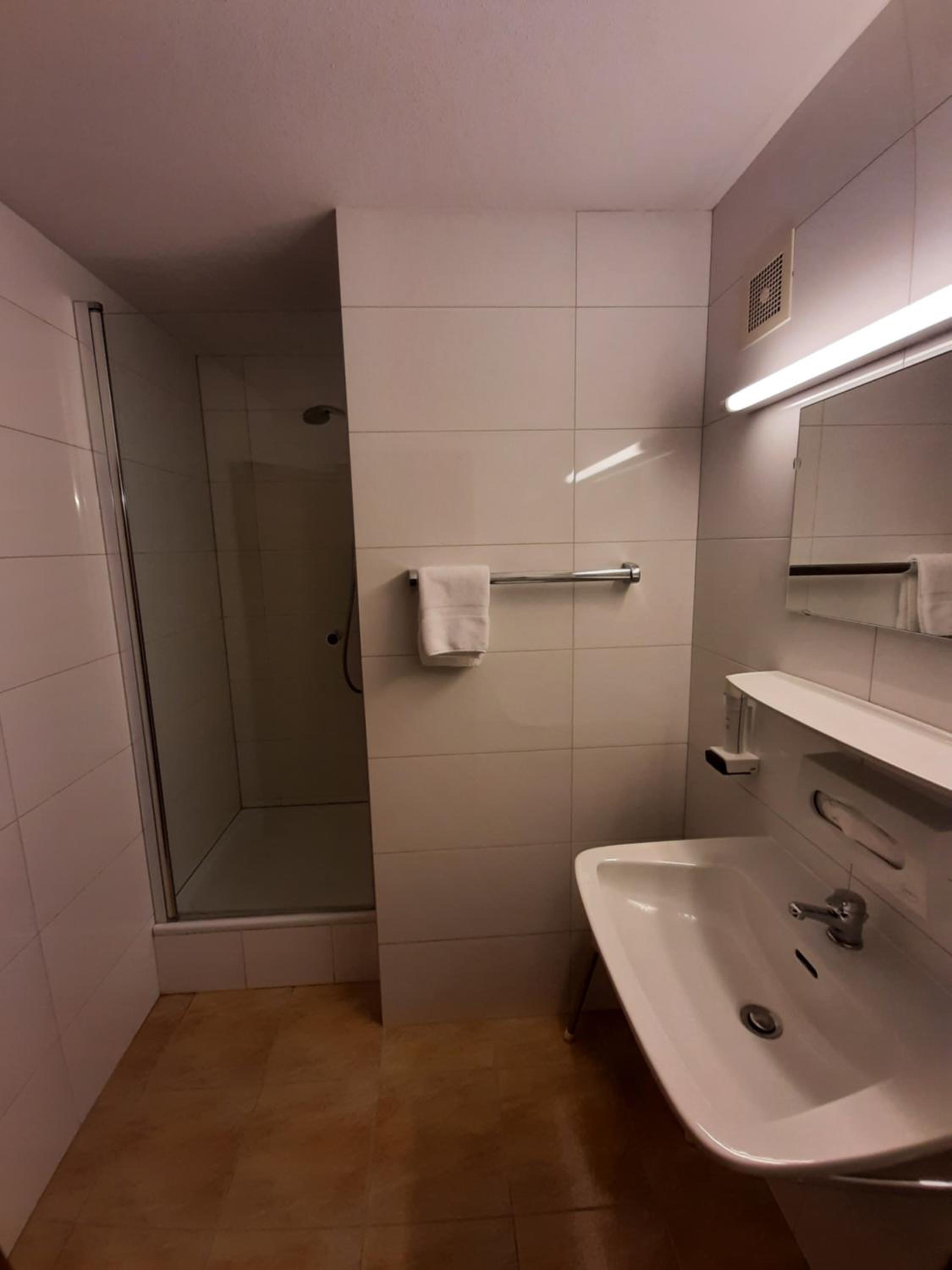 Quadruple Room with Mountain View photo 2