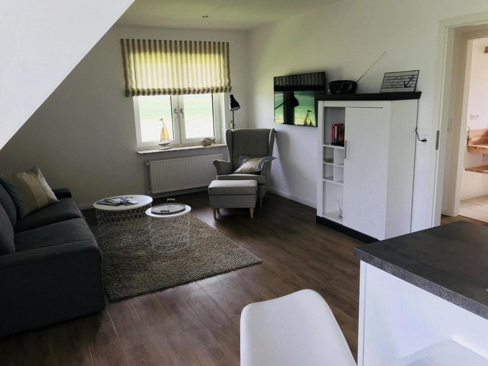 Apartment photo 1
