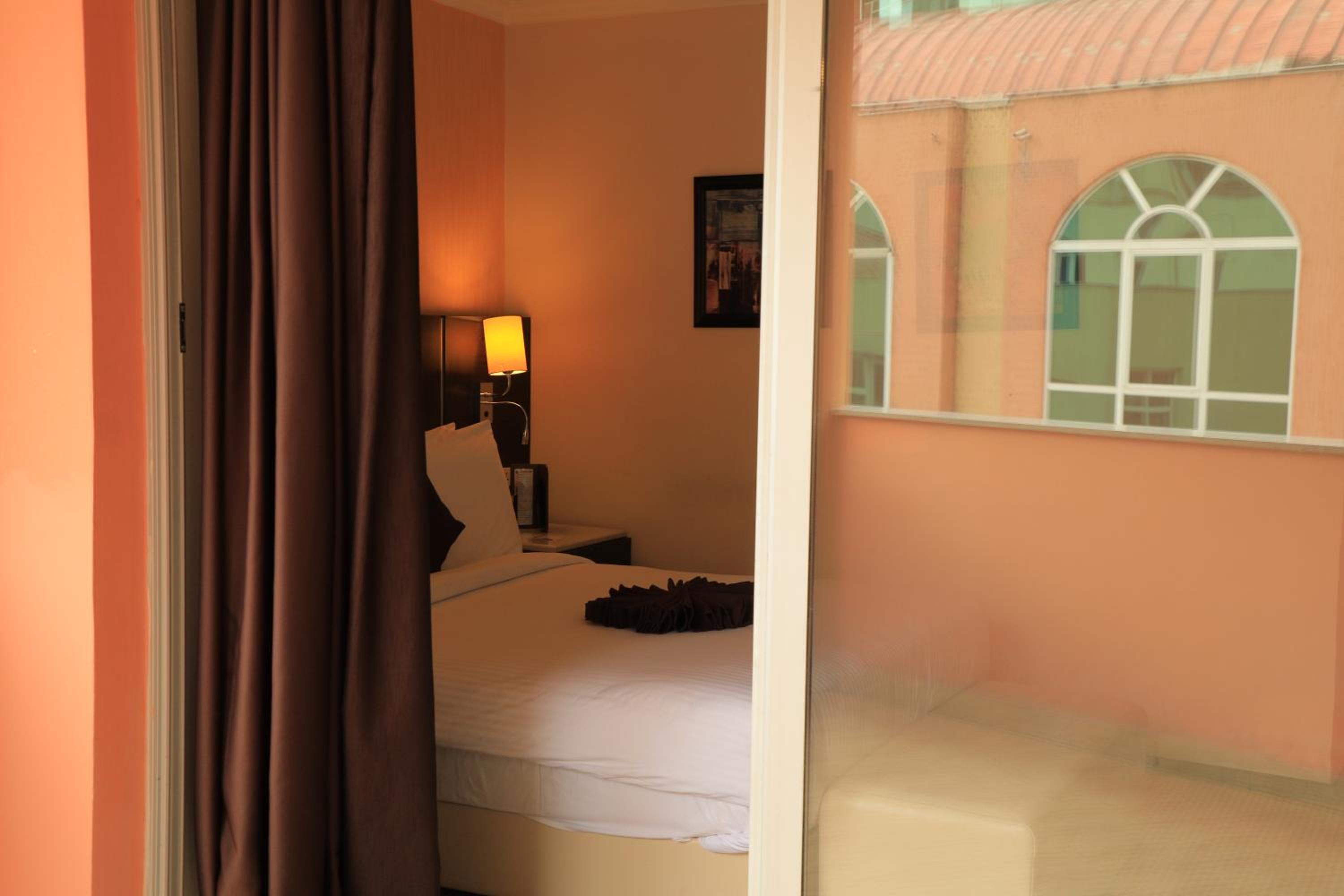 Deluxe Double Room - Photo 5